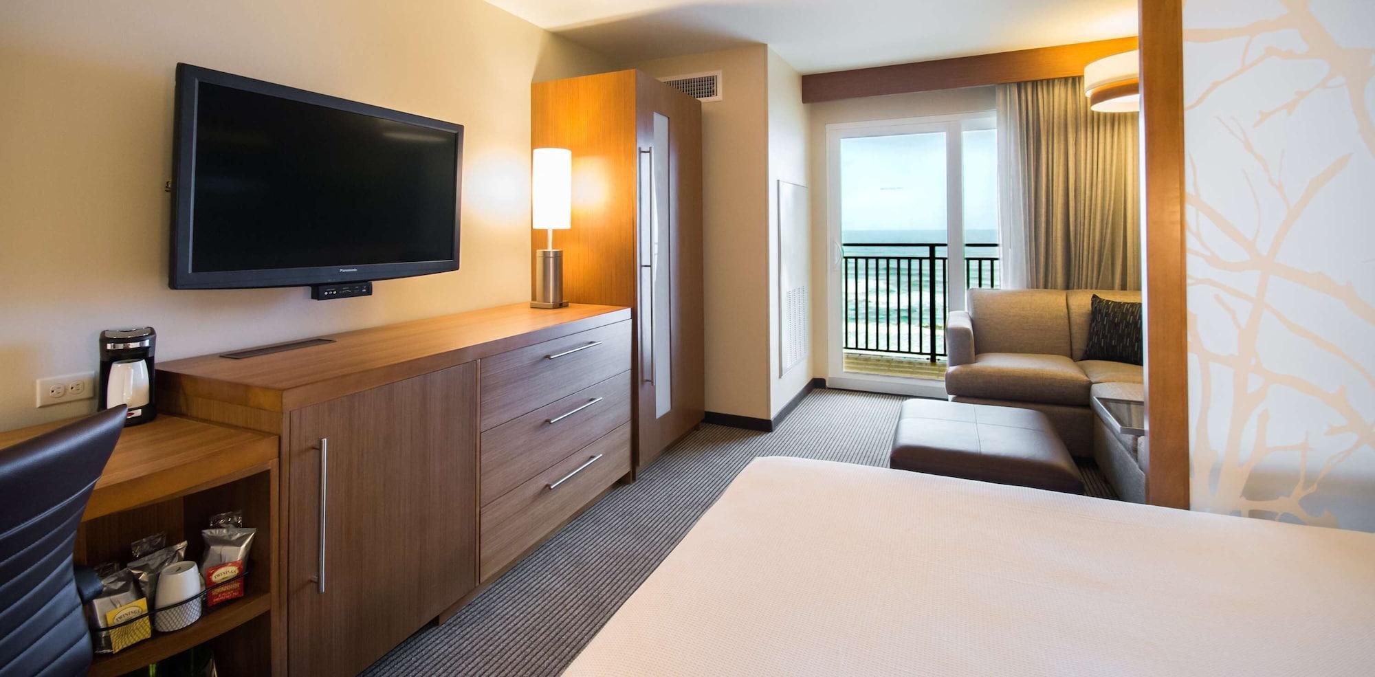 Hyatt Place Daytona Beach-oceanfront 3*