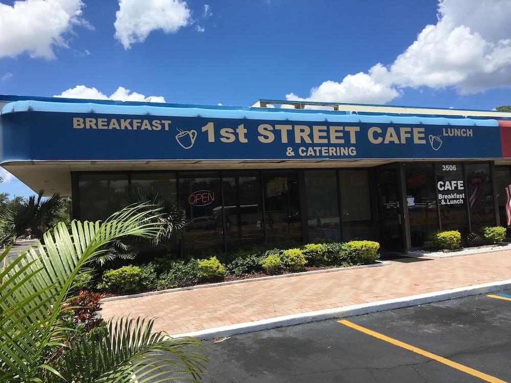 Days By Wyndham - Near The Gulf