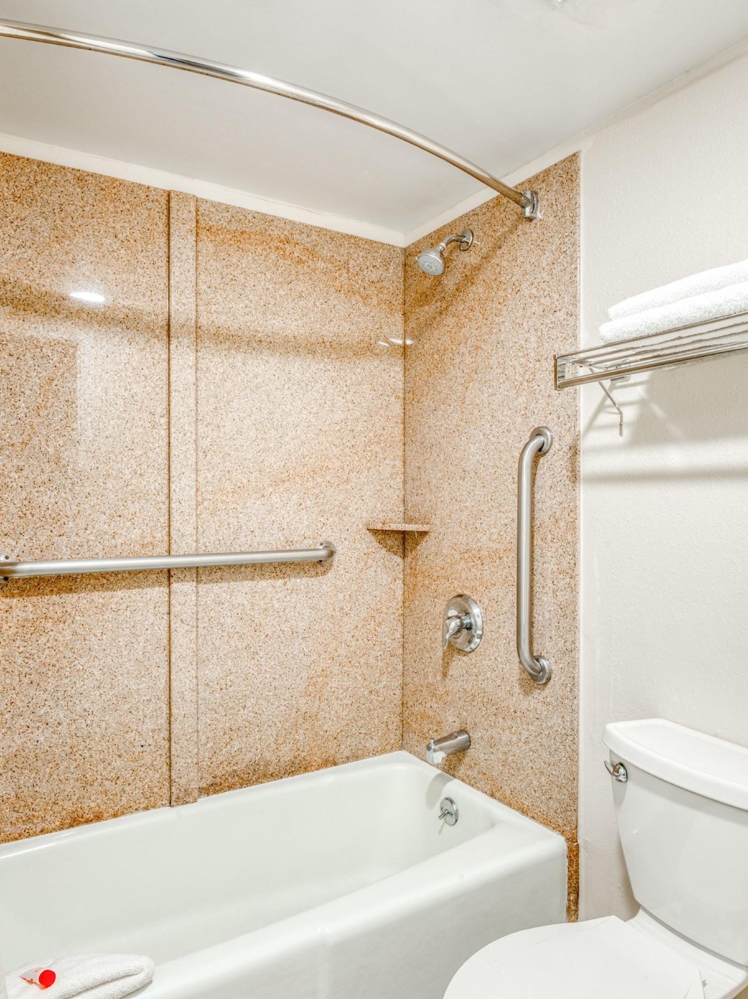 Hotel Belair Orlando Near Florida Mall 2*