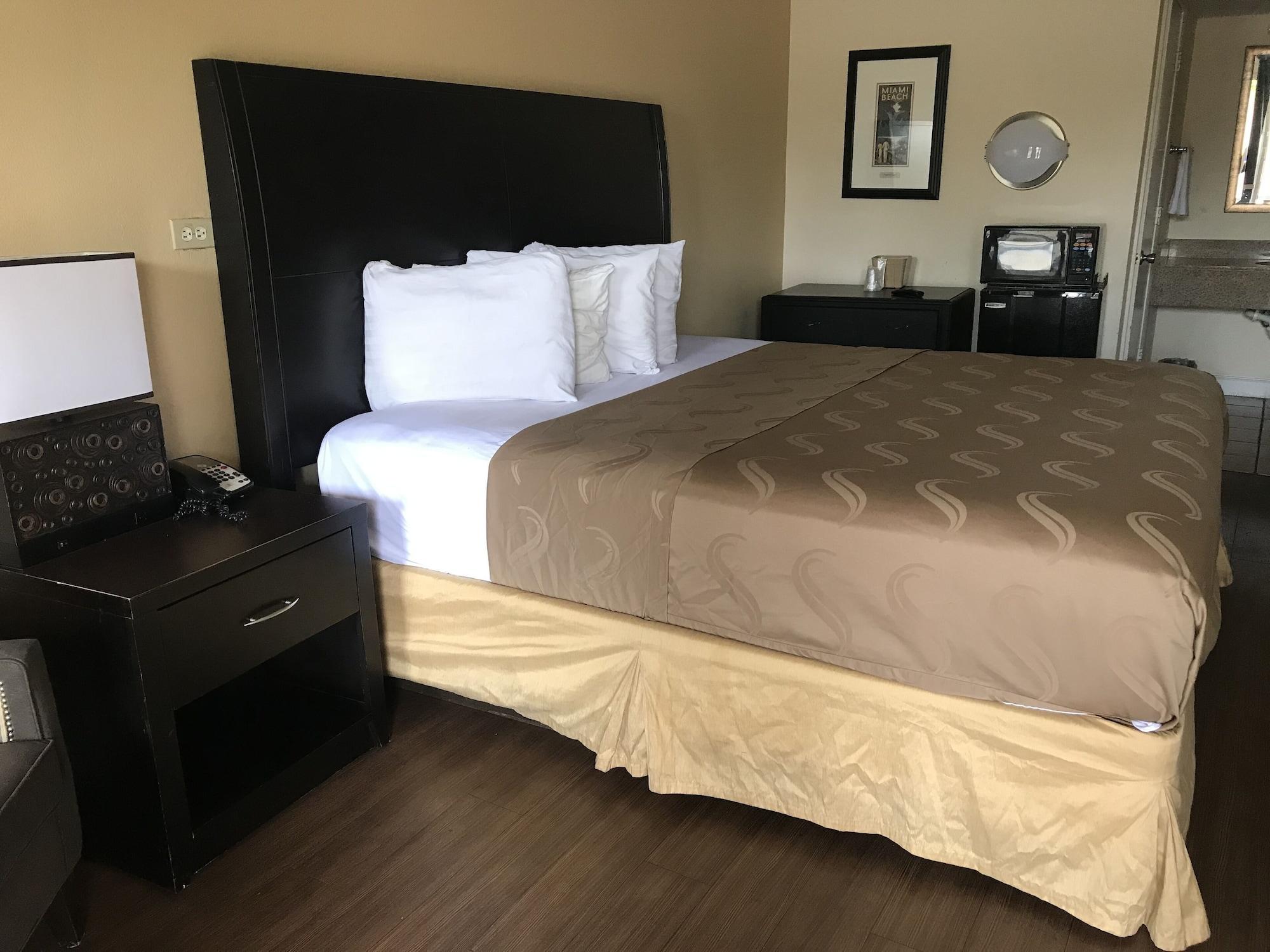 Belair Orlando Near Florida Mall 2*