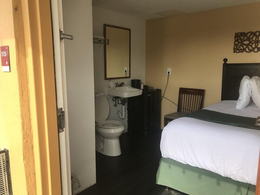 Hotel Belair Orlando Near Florida Mall