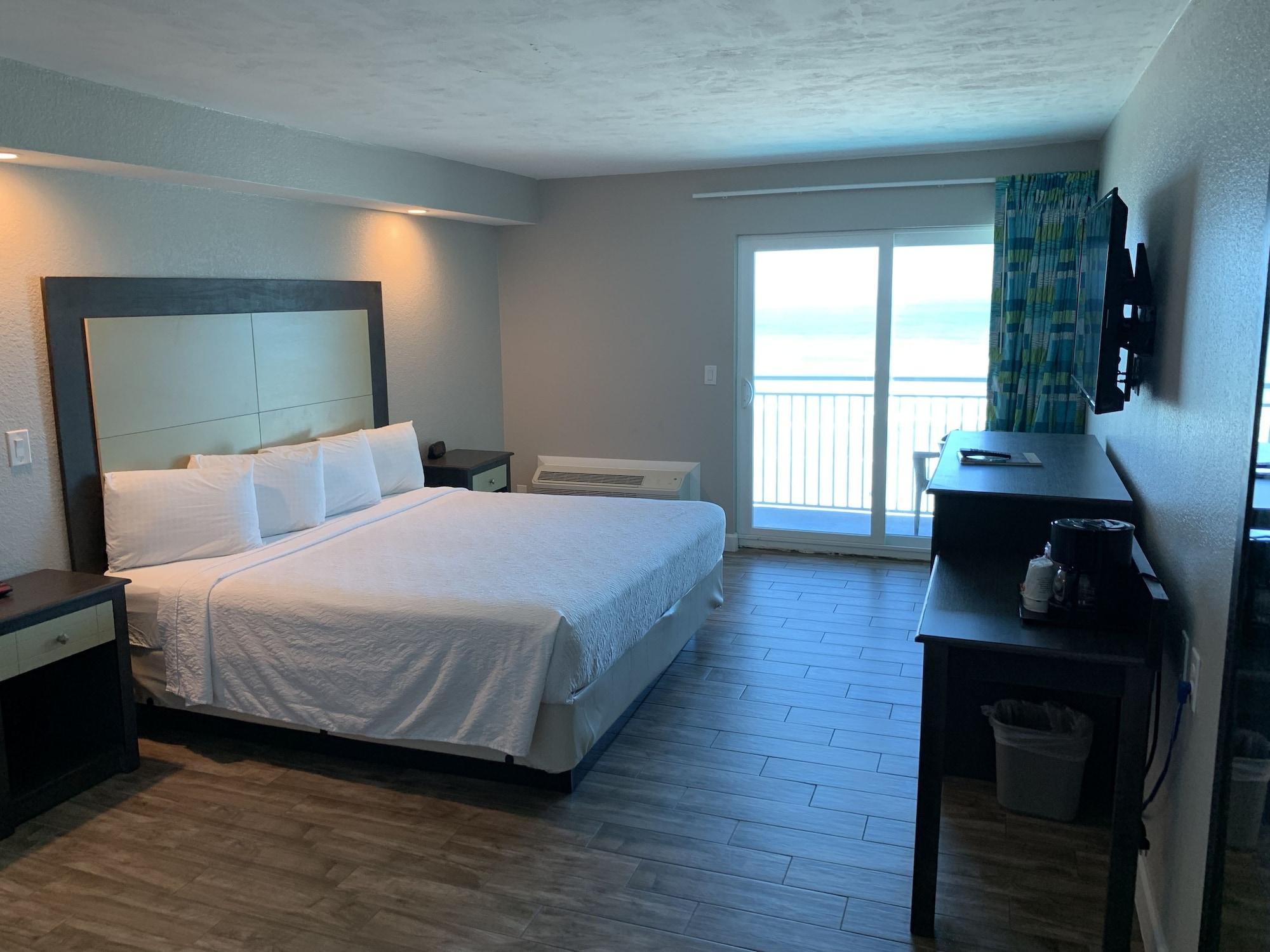 Boardwalk And Hotel Daytona Beach