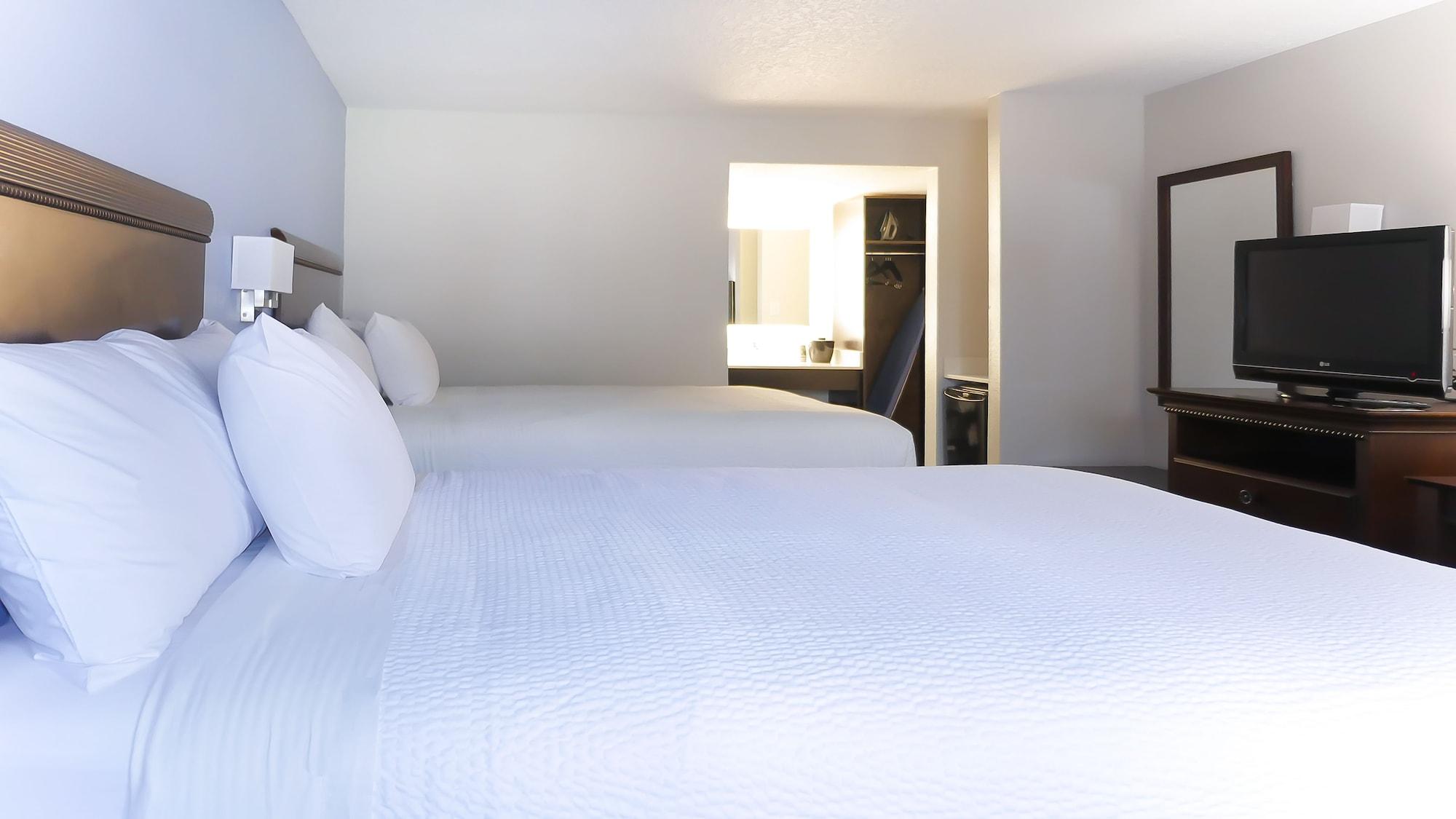 Hotel South &