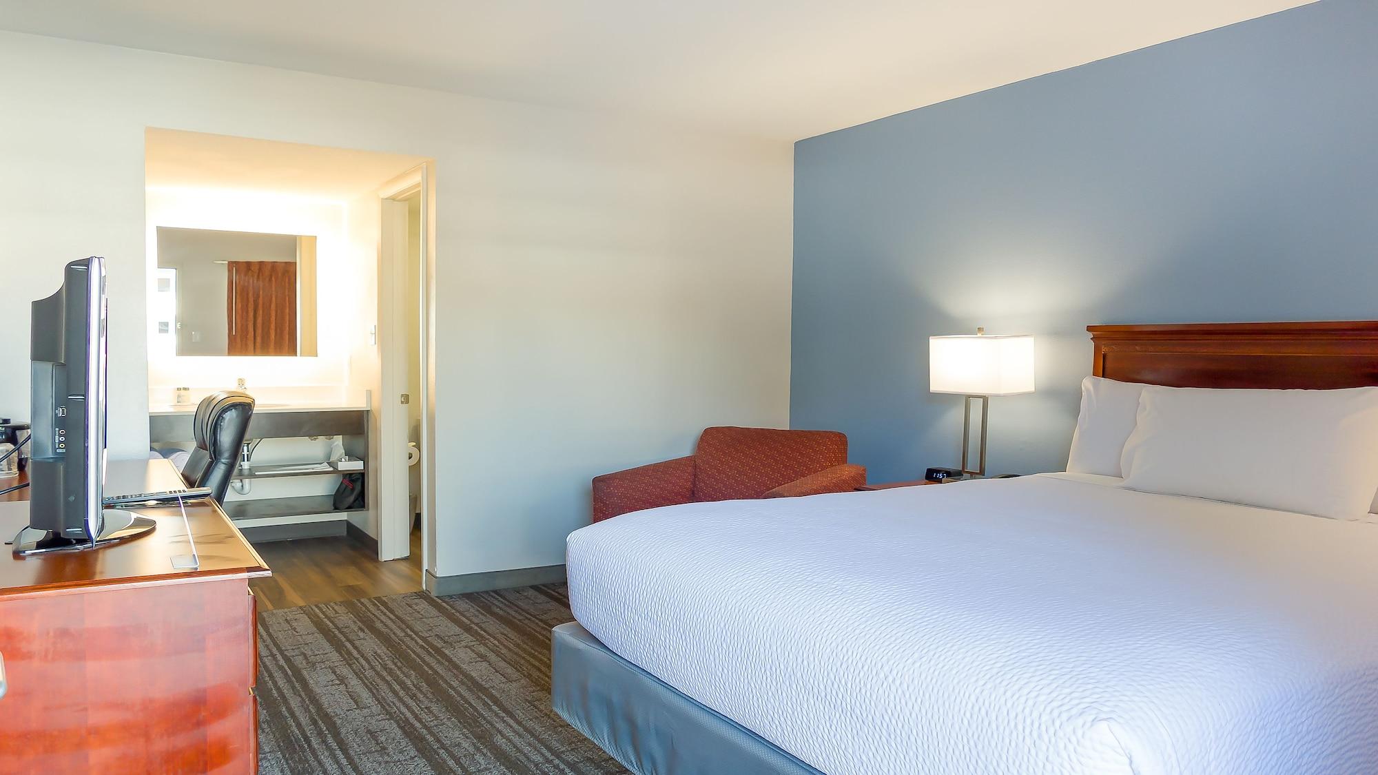 Hotel South & Tampa