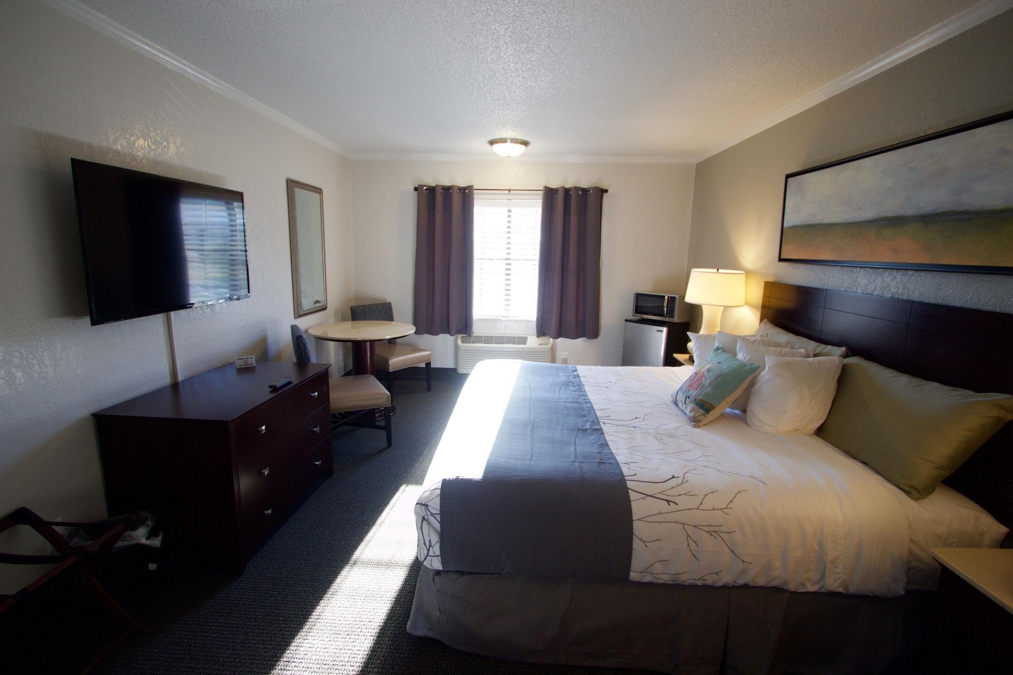 At Home Inn - Pensacola Motel