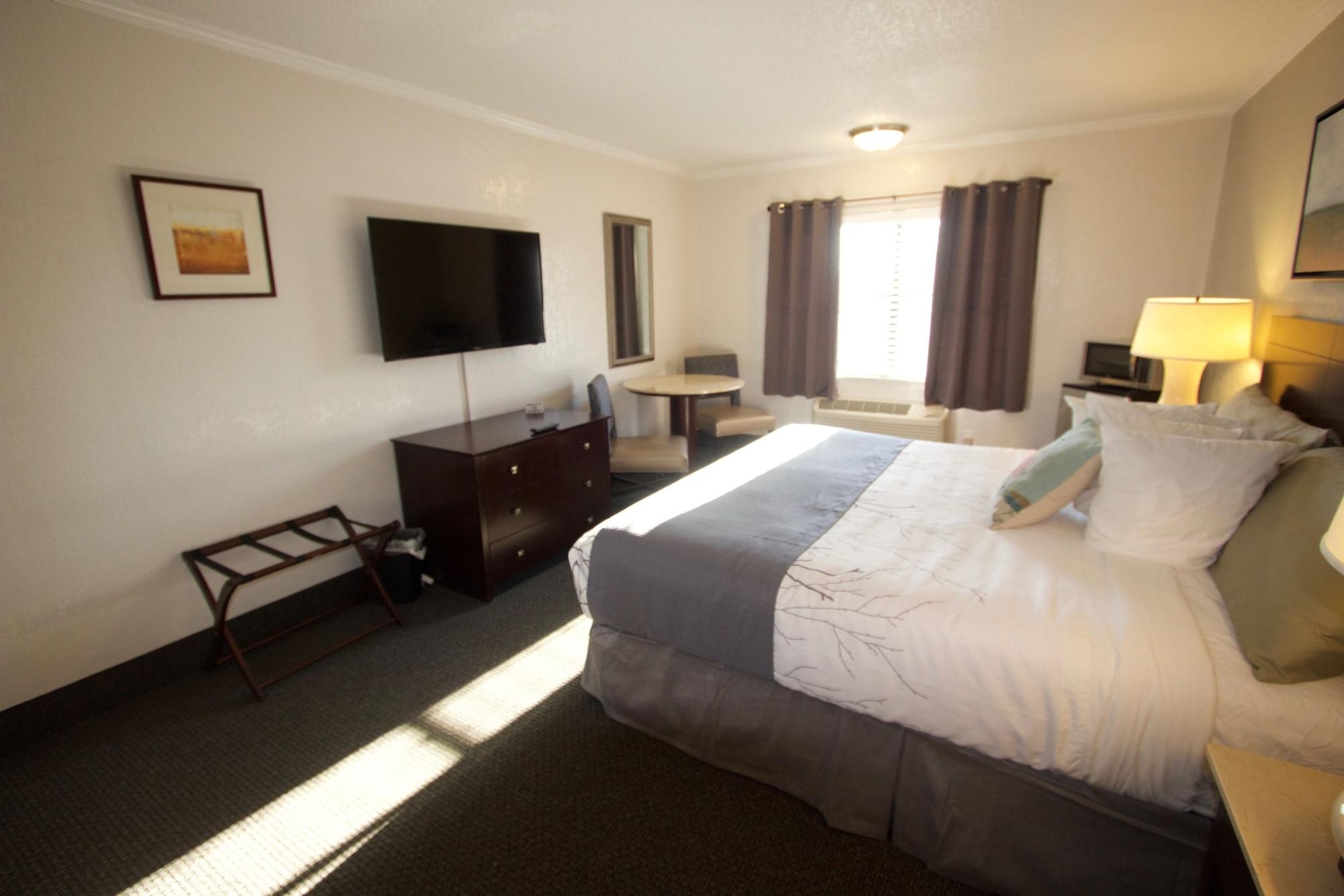 At Home Inn - Pensacola