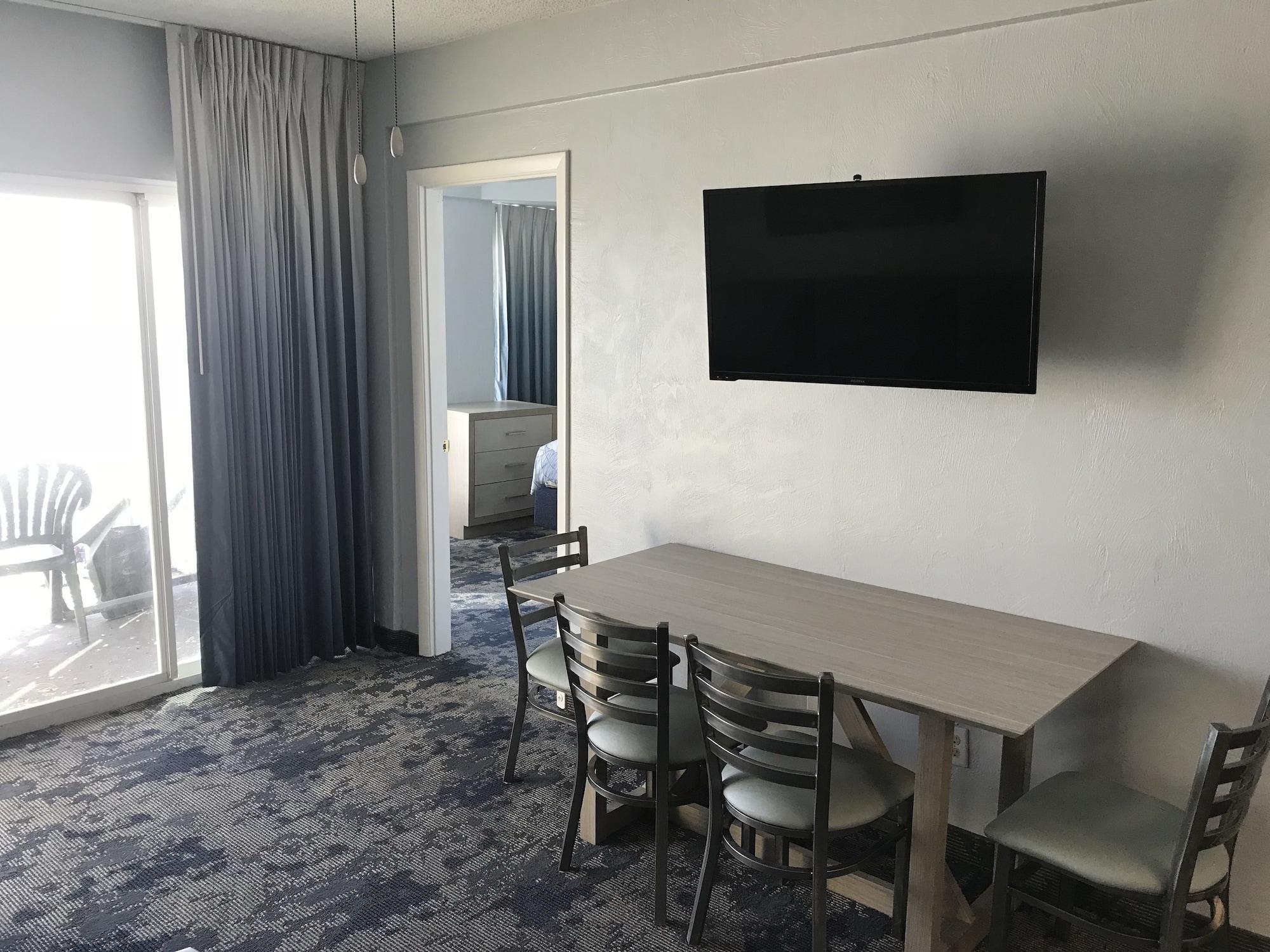 Resort Ocean East Club