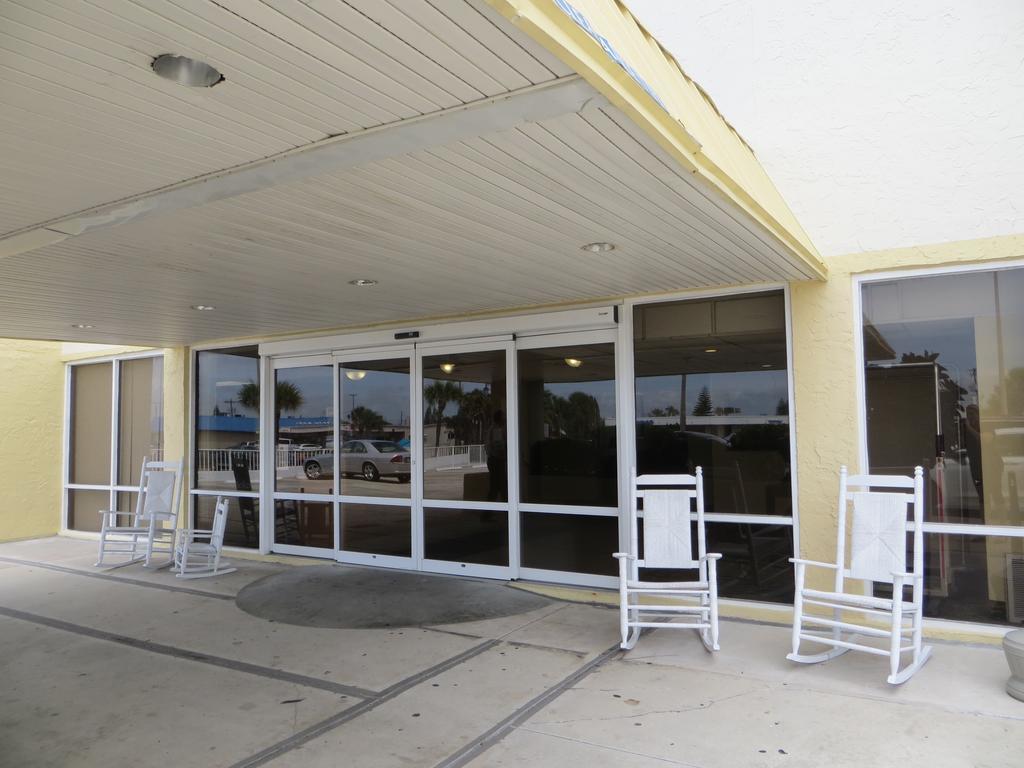 Hotel Days By Wyndham Daytona Oceanfront 3*