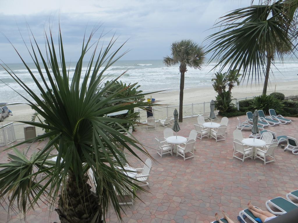 Days By Wyndham Daytona Oceanfront 3* Daytona Beach
