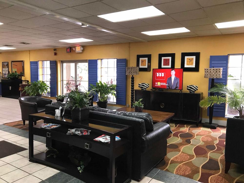 Quality Hotel Tampa