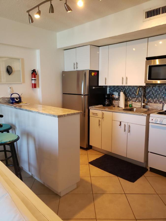 Hawaiian 2* Daytona Beach Shores
