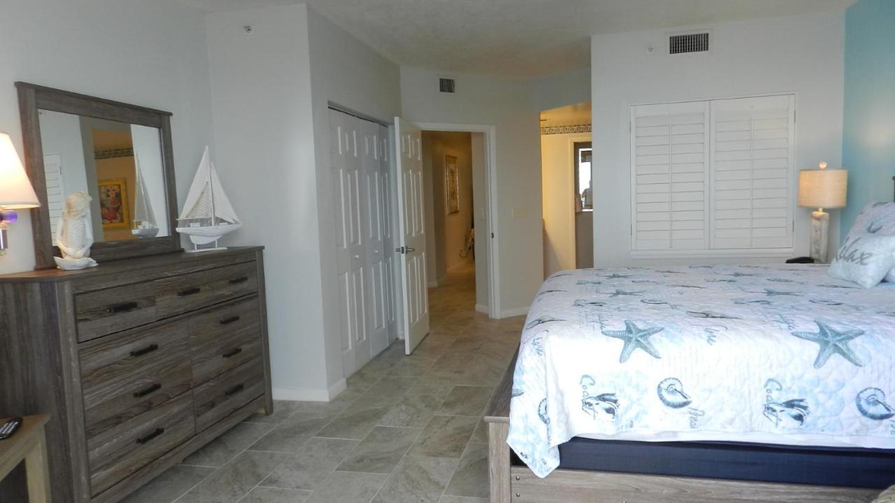 7th Floor 2 Bedroom Direct Oceanfront 3 Balcony's Ocean Walk - Daytona Funland 701