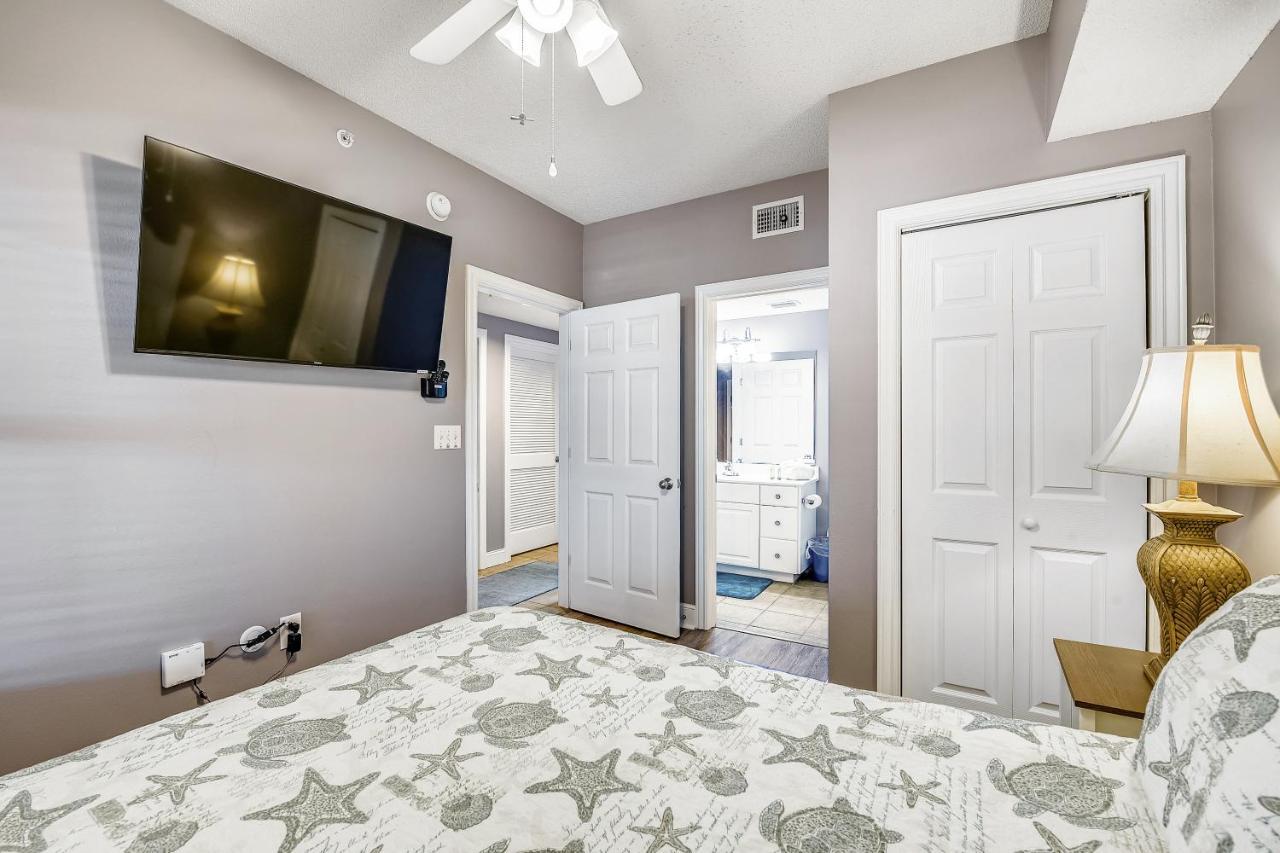 Majestic #204-2 By Book That Holiday home *