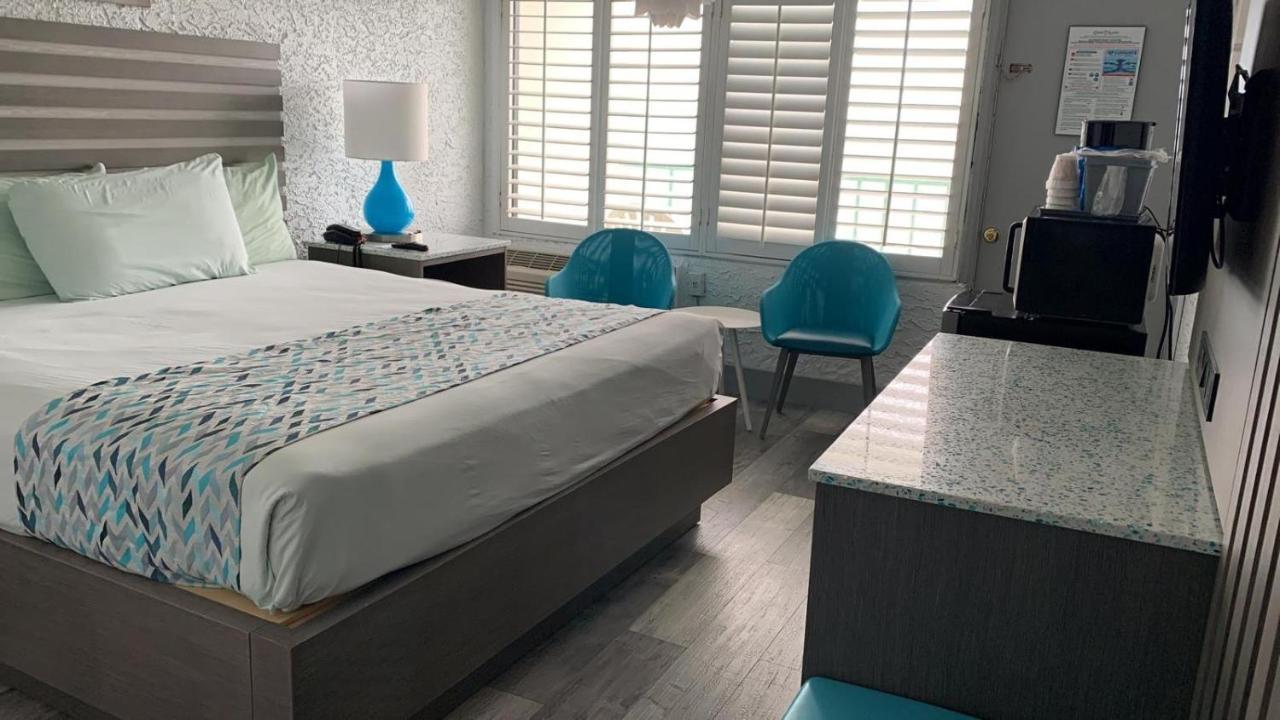 Casa Loma Panama - Beachfront 2*