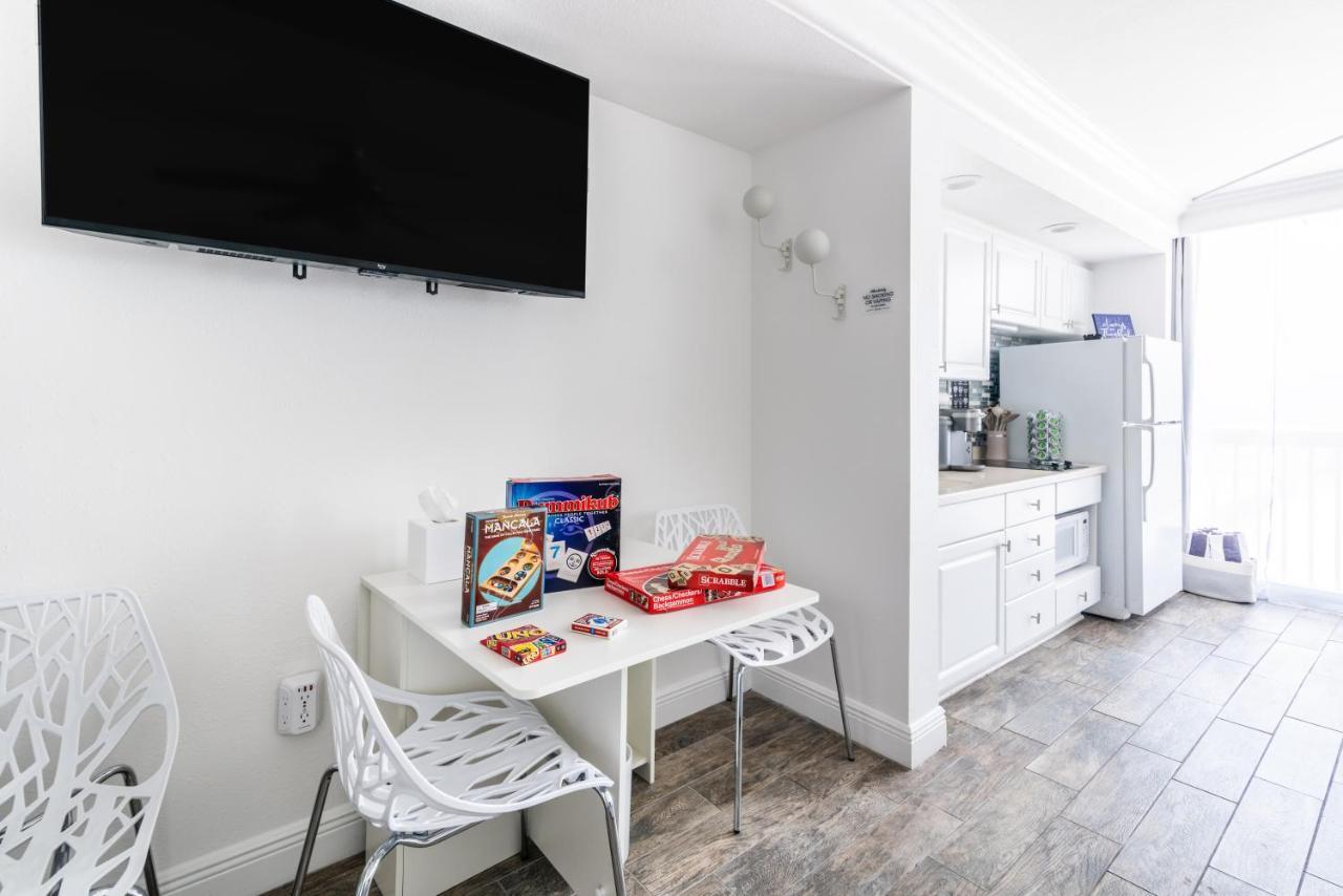 - Ocean Front Luxury Studio Daytona Beach