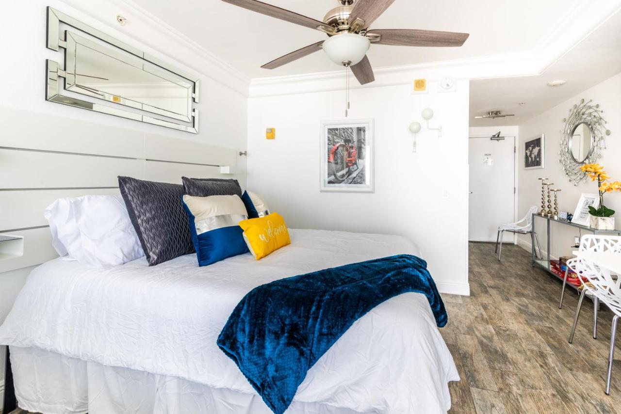 - Ocean Front Luxury Studio Apartment *