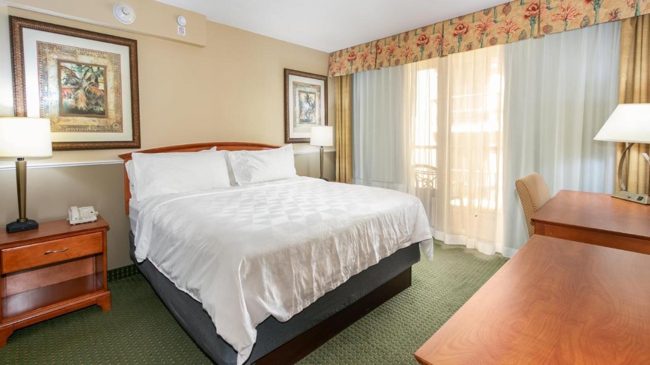 & Clearwater By Ihg Resort 3*