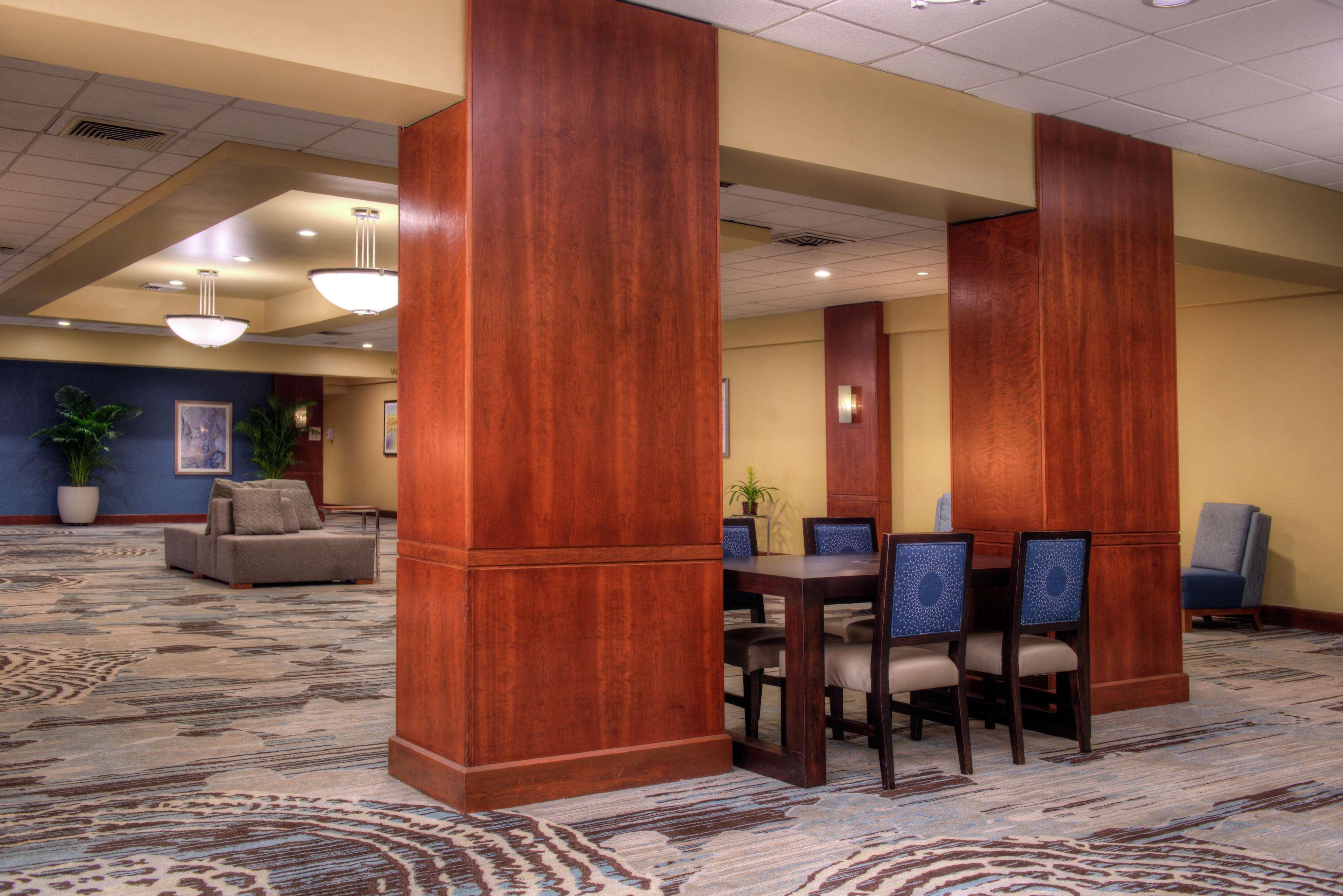 Doubletree By Hilton Airport-westshore Hotel Tampa