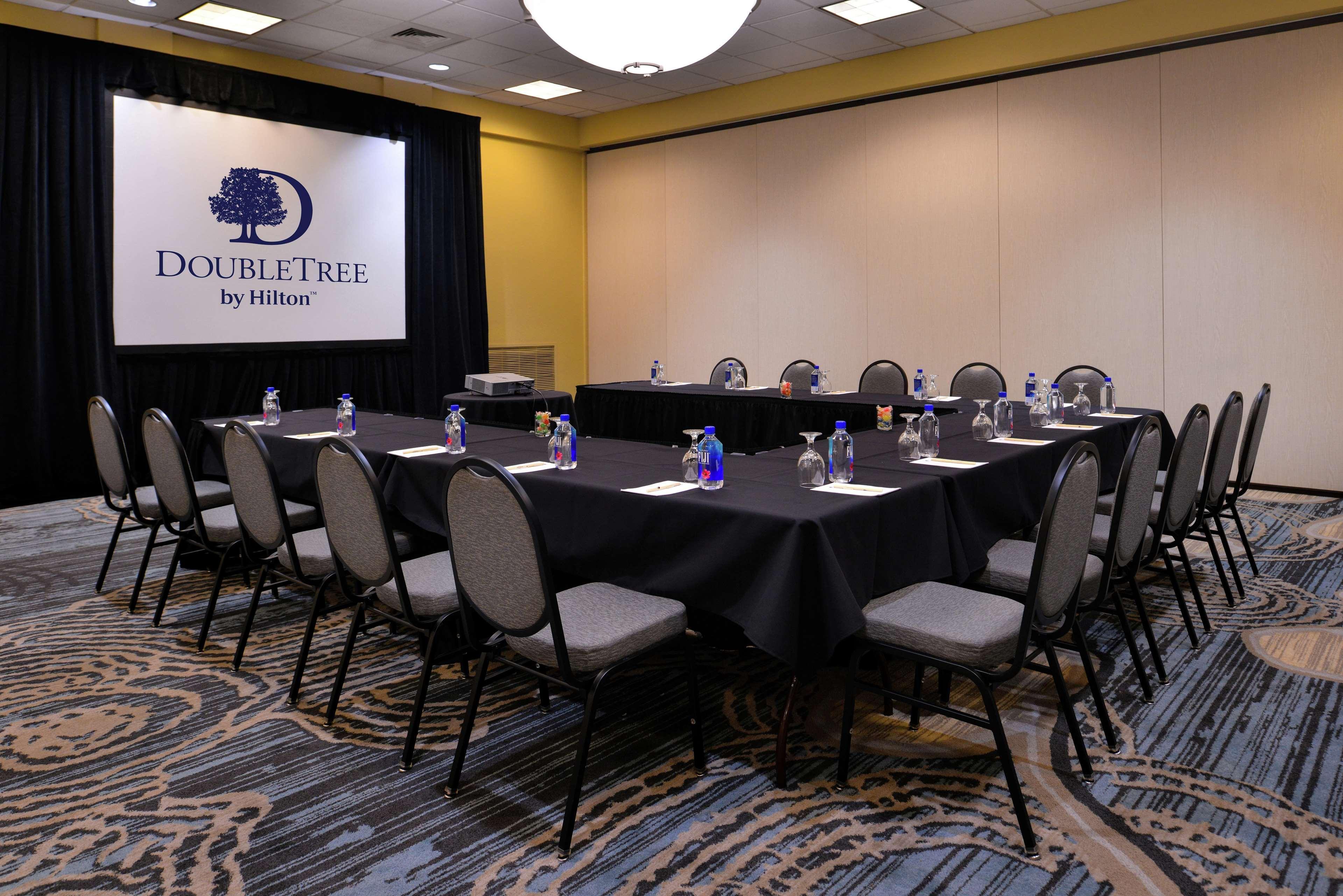 Doubletree By Hilton Airport-westshore