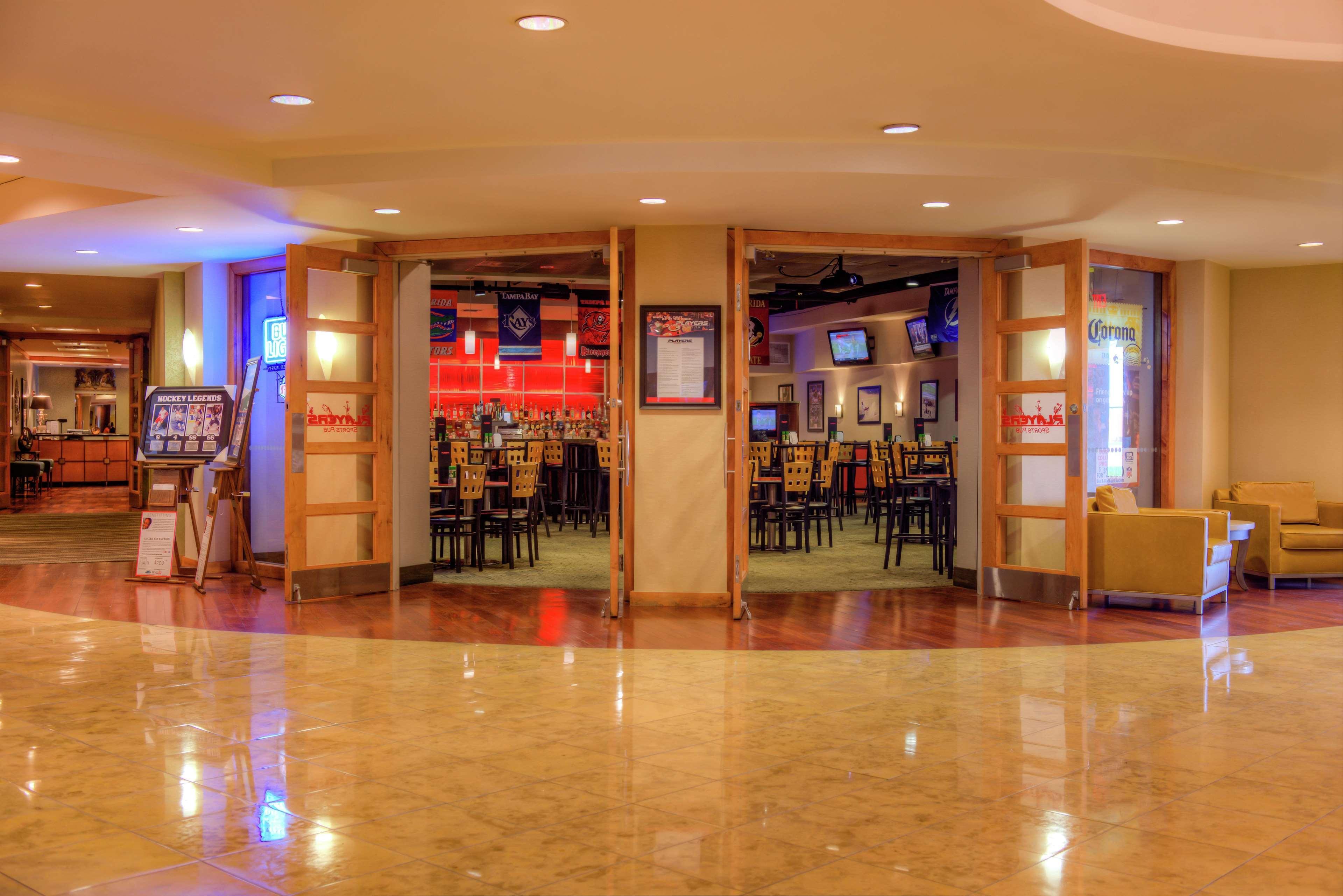 Doubletree By Hilton Airport-westshore Hotel