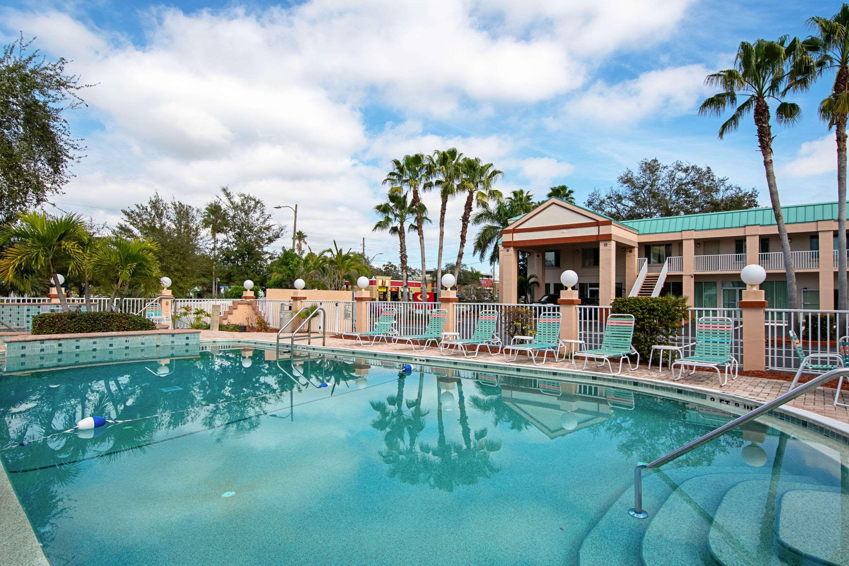 Hotel Ramada Limited And 2*