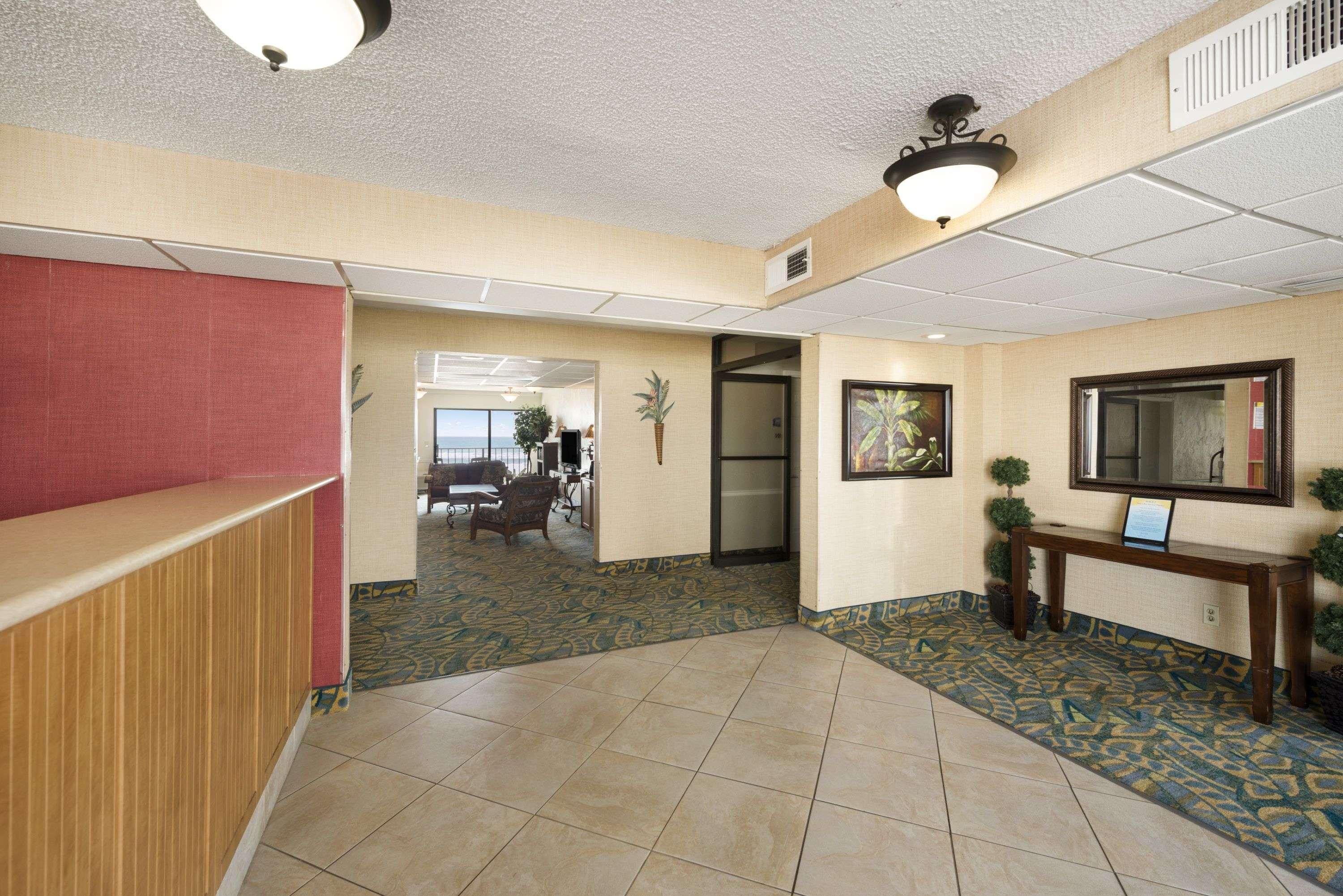 Days By Wyndham Daytona Oceanfront