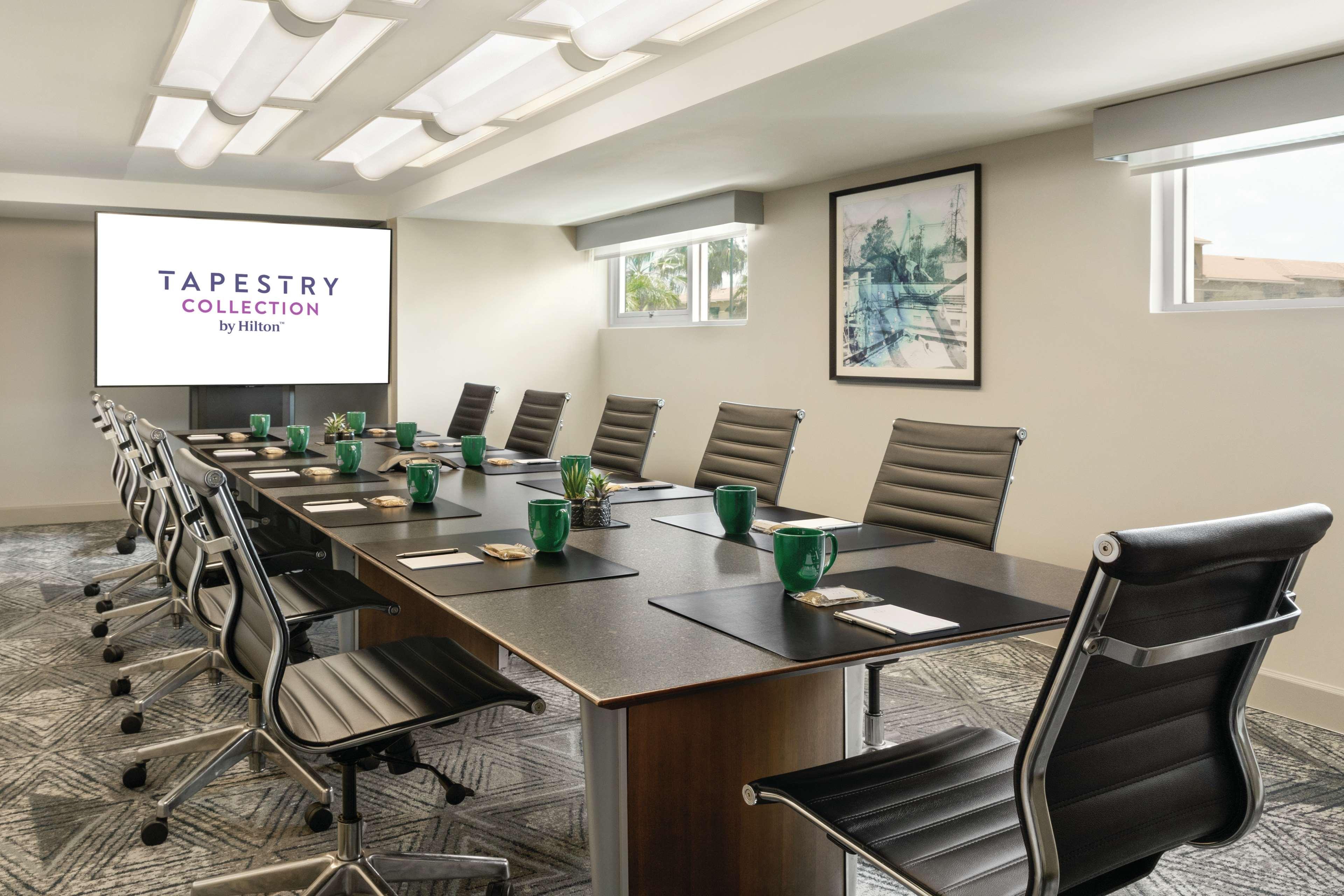 Hotel Alba Tampa, Tapestry Collection By Hilton Tampa