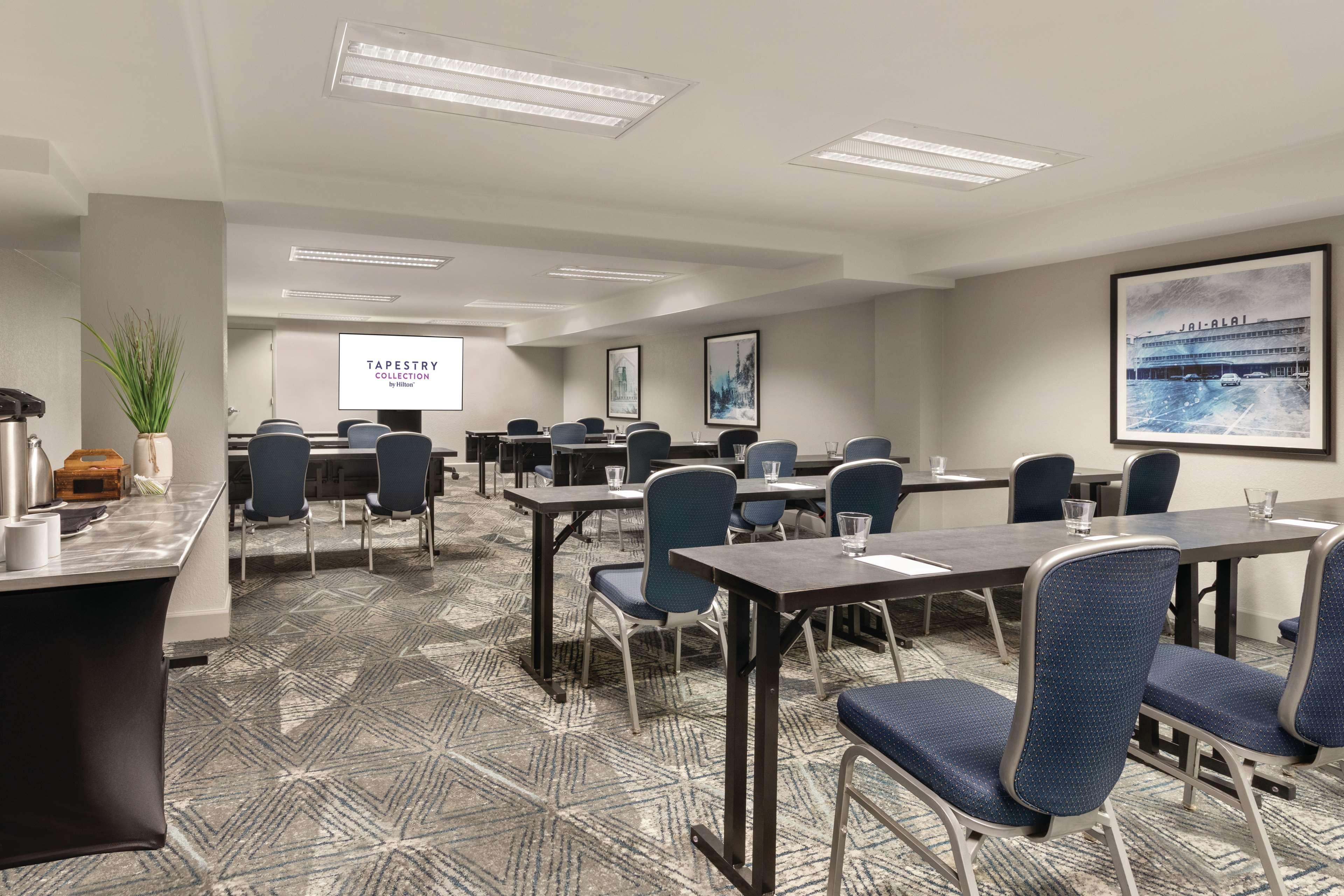 Alba Tampa, Tapestry Collection By Hilton 4* Tampa