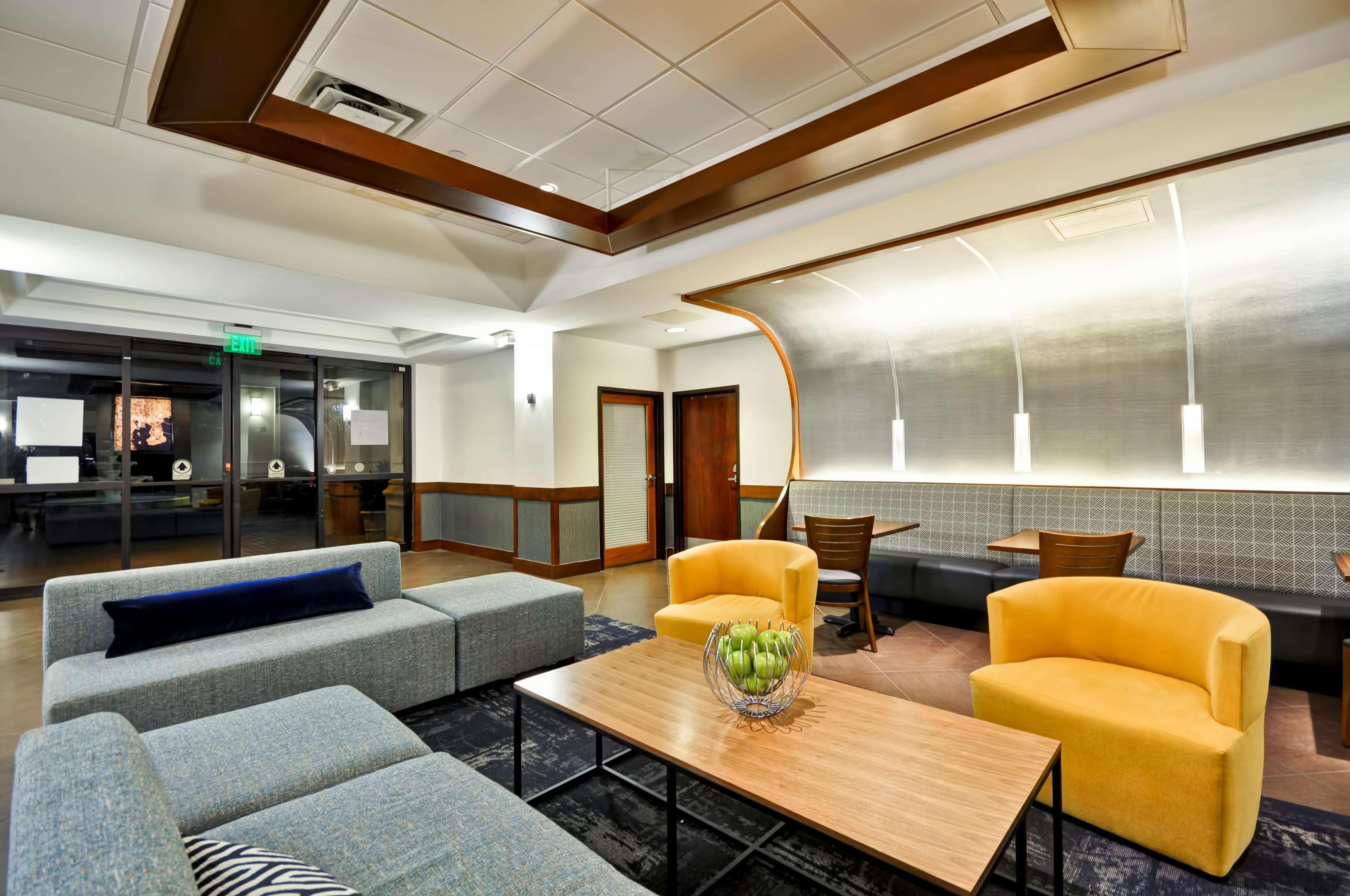 Hyatt Place Airport/westshore
