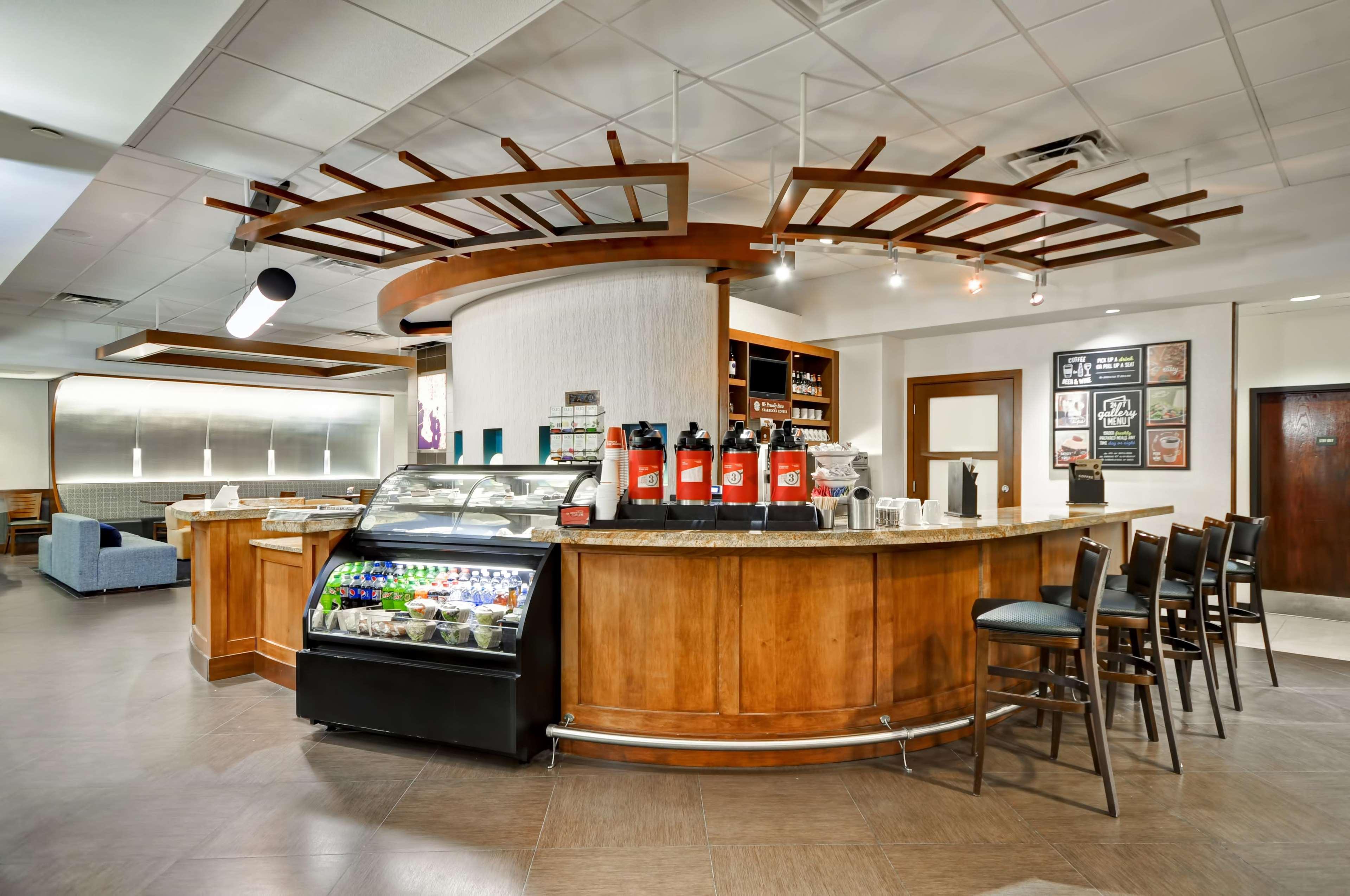 Hotel Hyatt Place Airport/westshore 3*