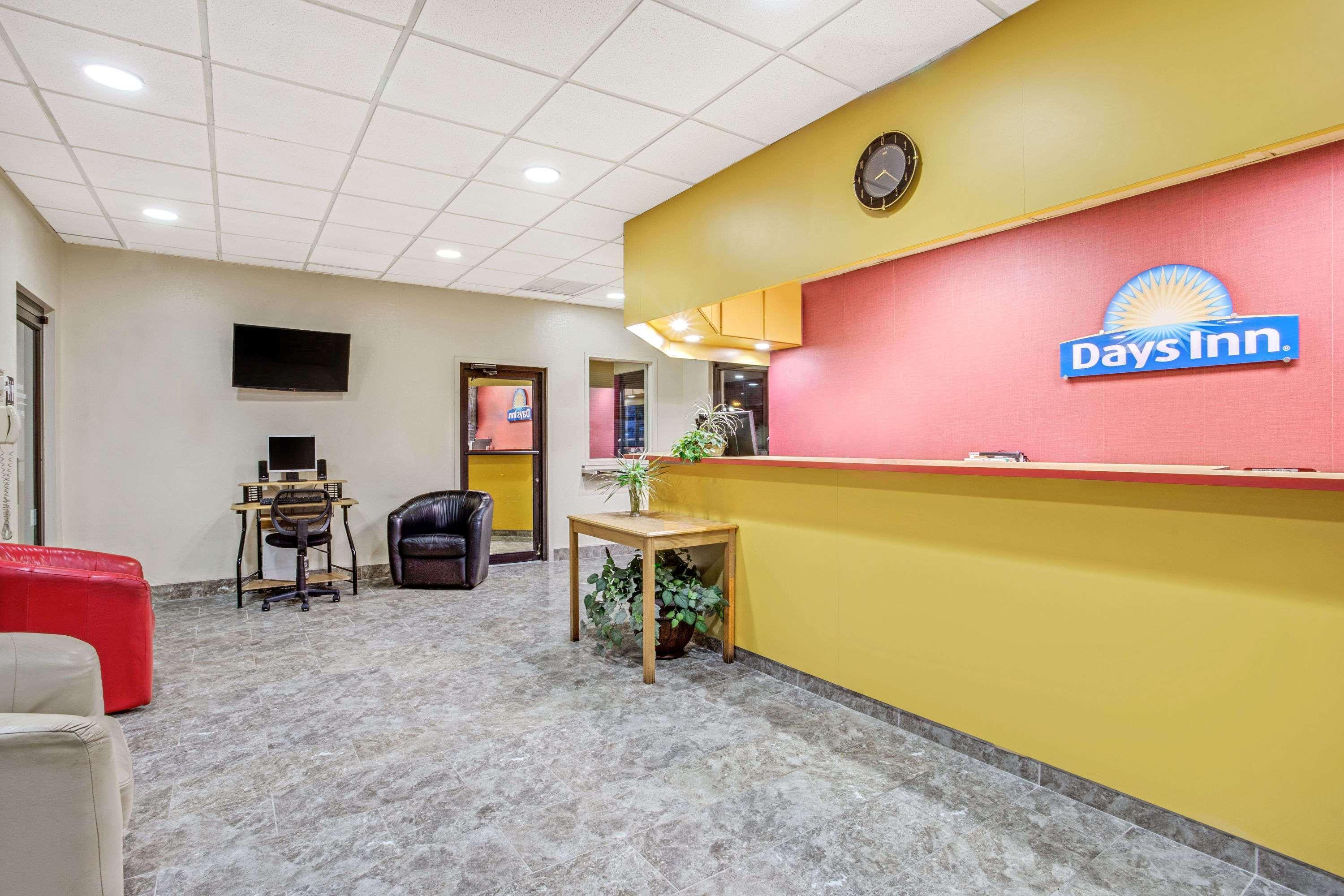 Hotel Days By Wyndham - Near The Gulf *