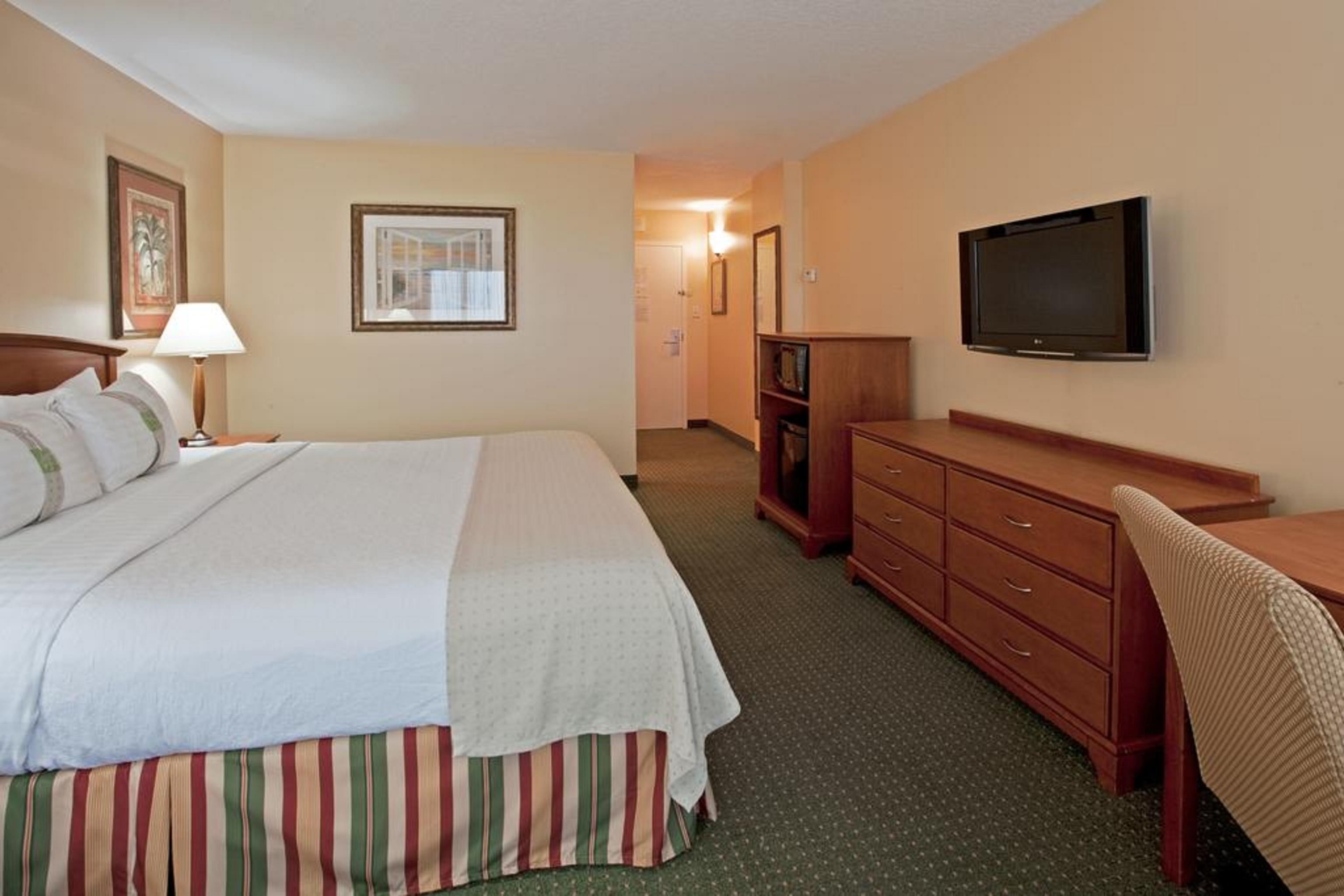 & Clearwater By Ihg Resort