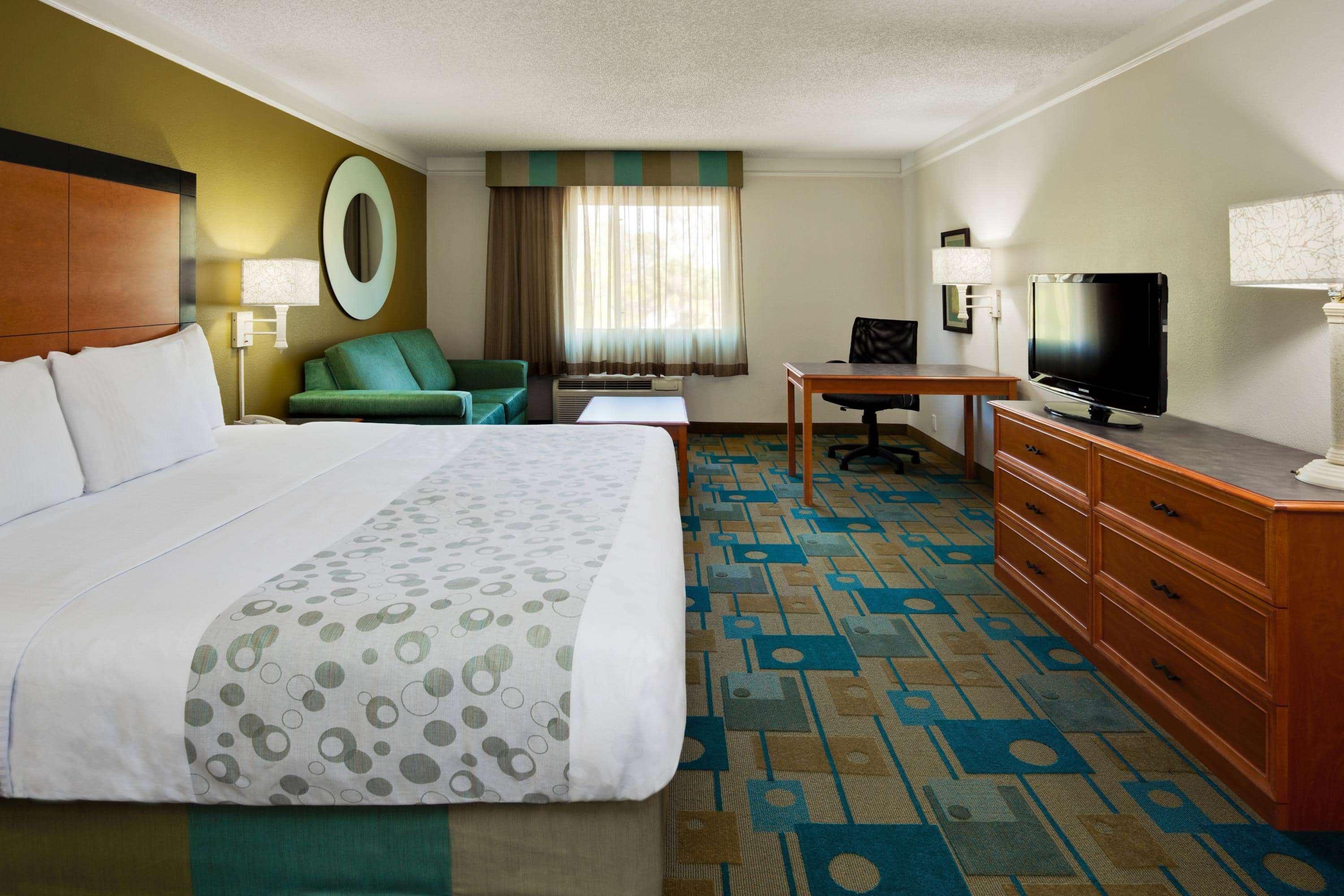 La Quinta By Wyndham St. Pete-clearwater Airport Hotel 3*