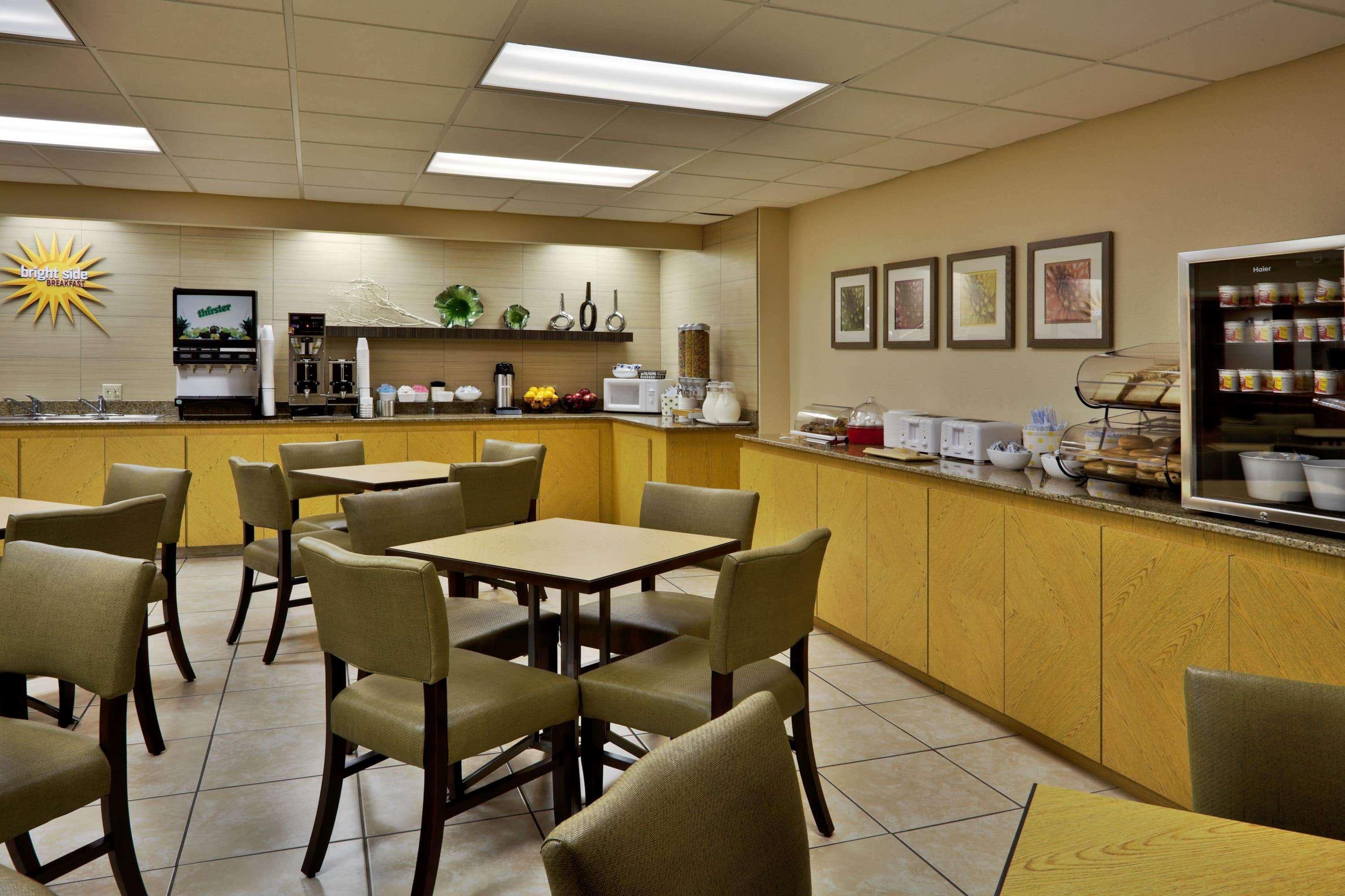 Hotel La Quinta By Wyndham St. Pete-clearwater Airport Clearwater