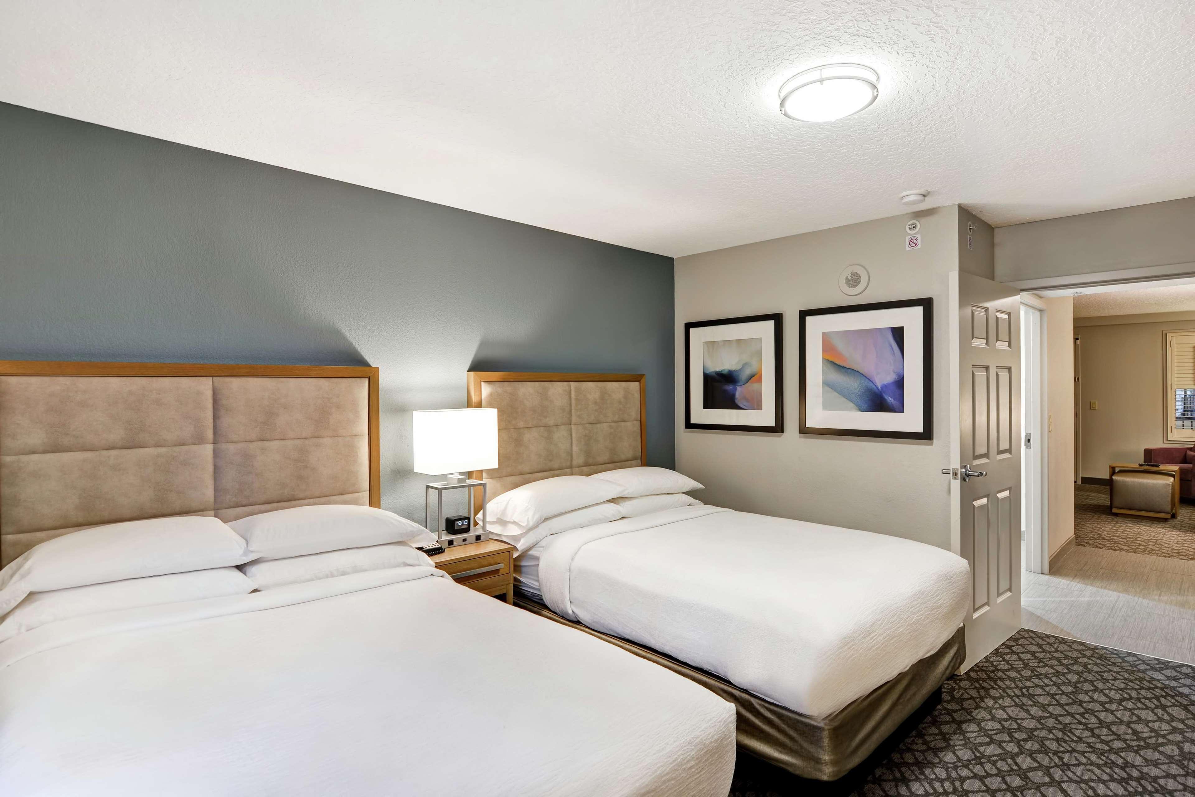 Embassy By Hilton Downtown 3*
