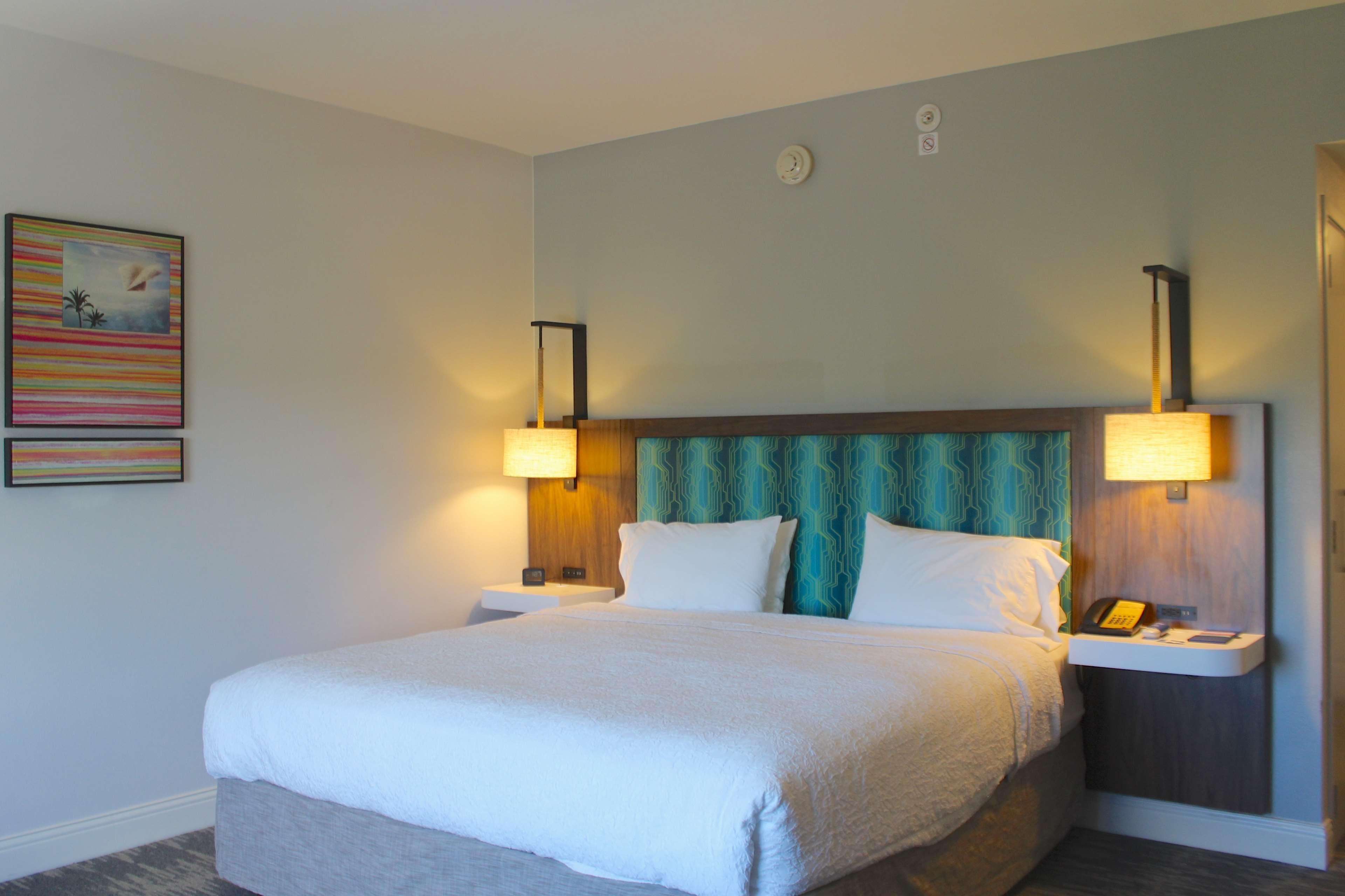 Hampton & / Bradenton - Airport Hotel 3*