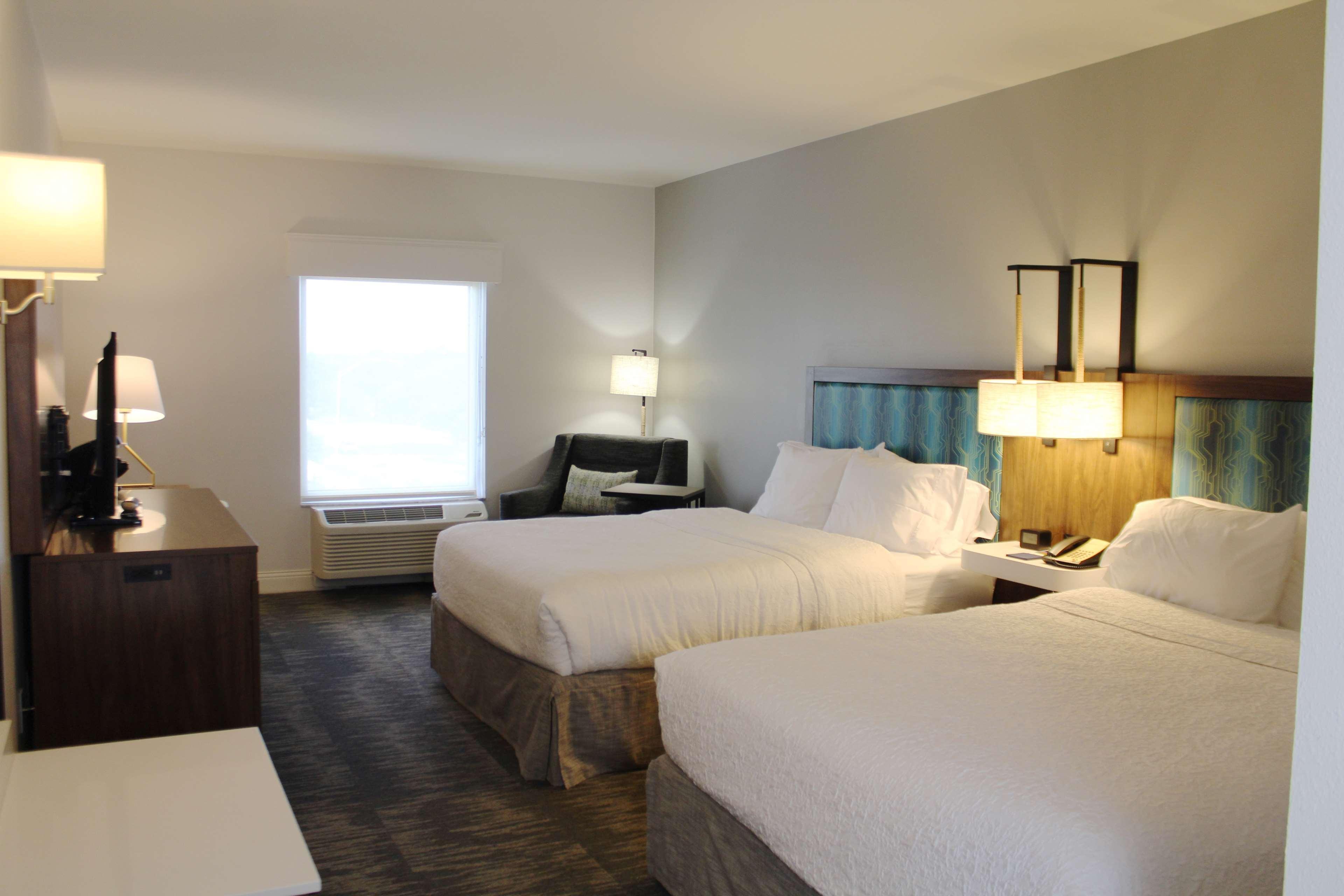 Hampton & / Bradenton - Airport 3*