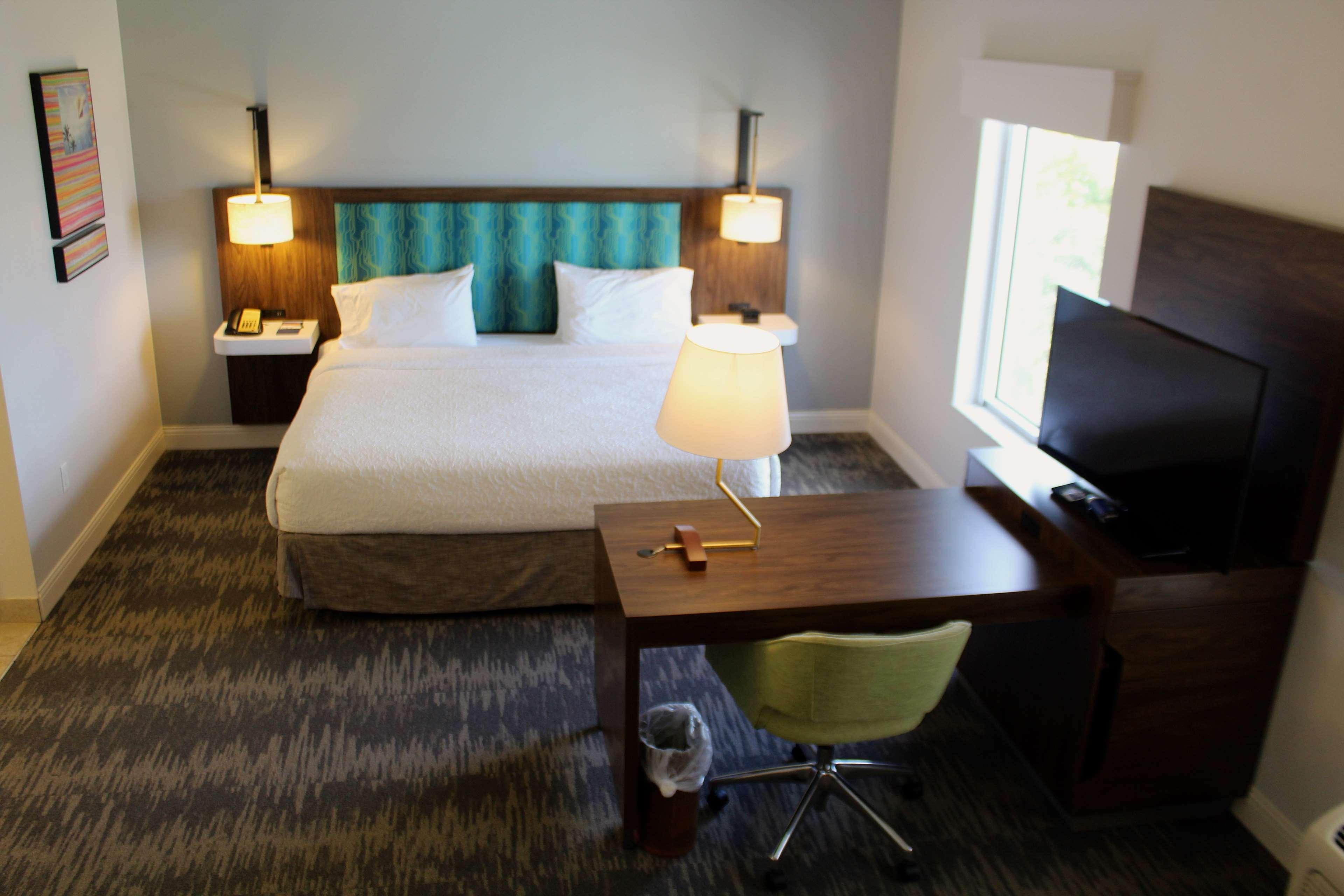 Hampton & / Bradenton - Airport 3*