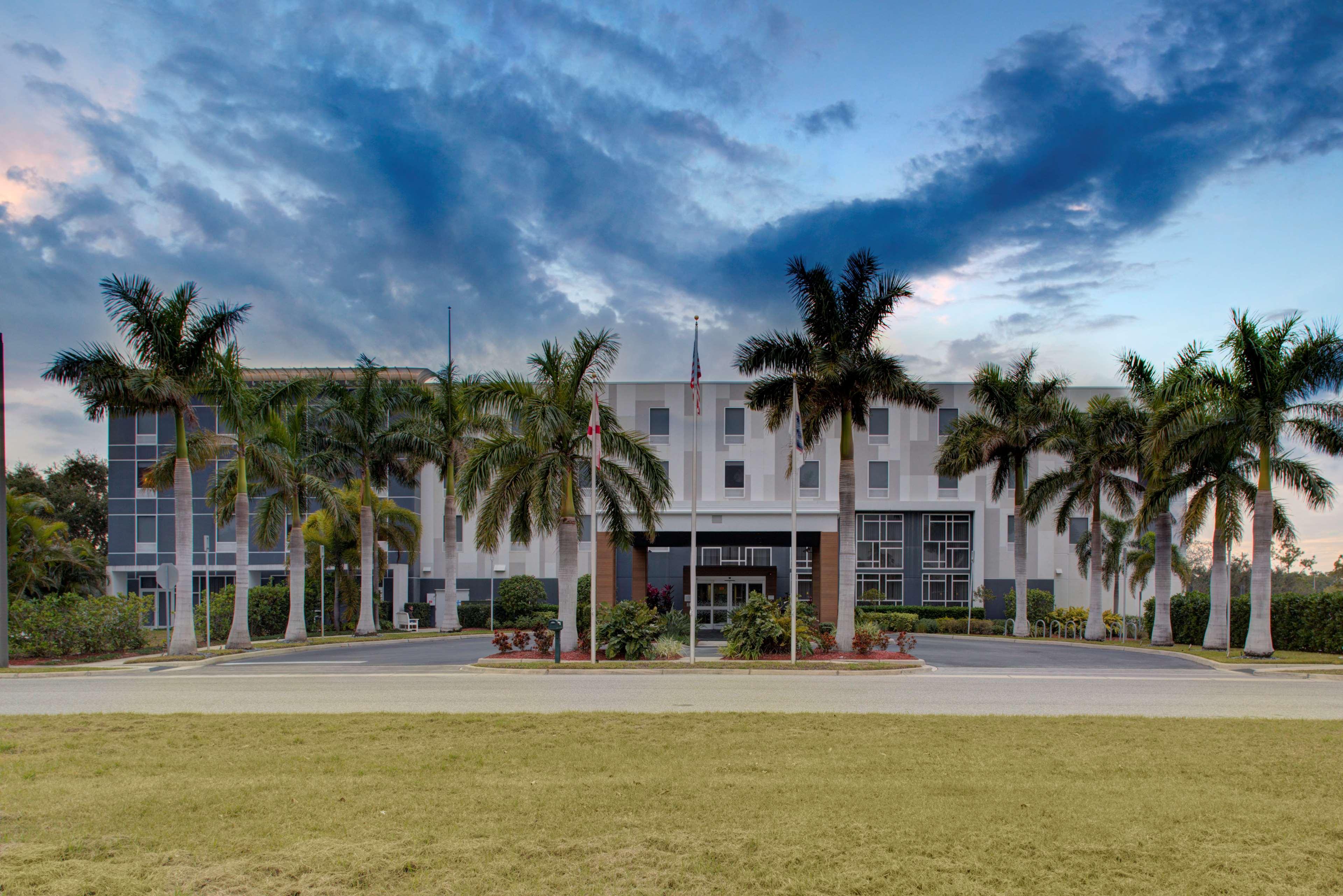 Hotel Hampton & / Bradenton - Airport Sarasota