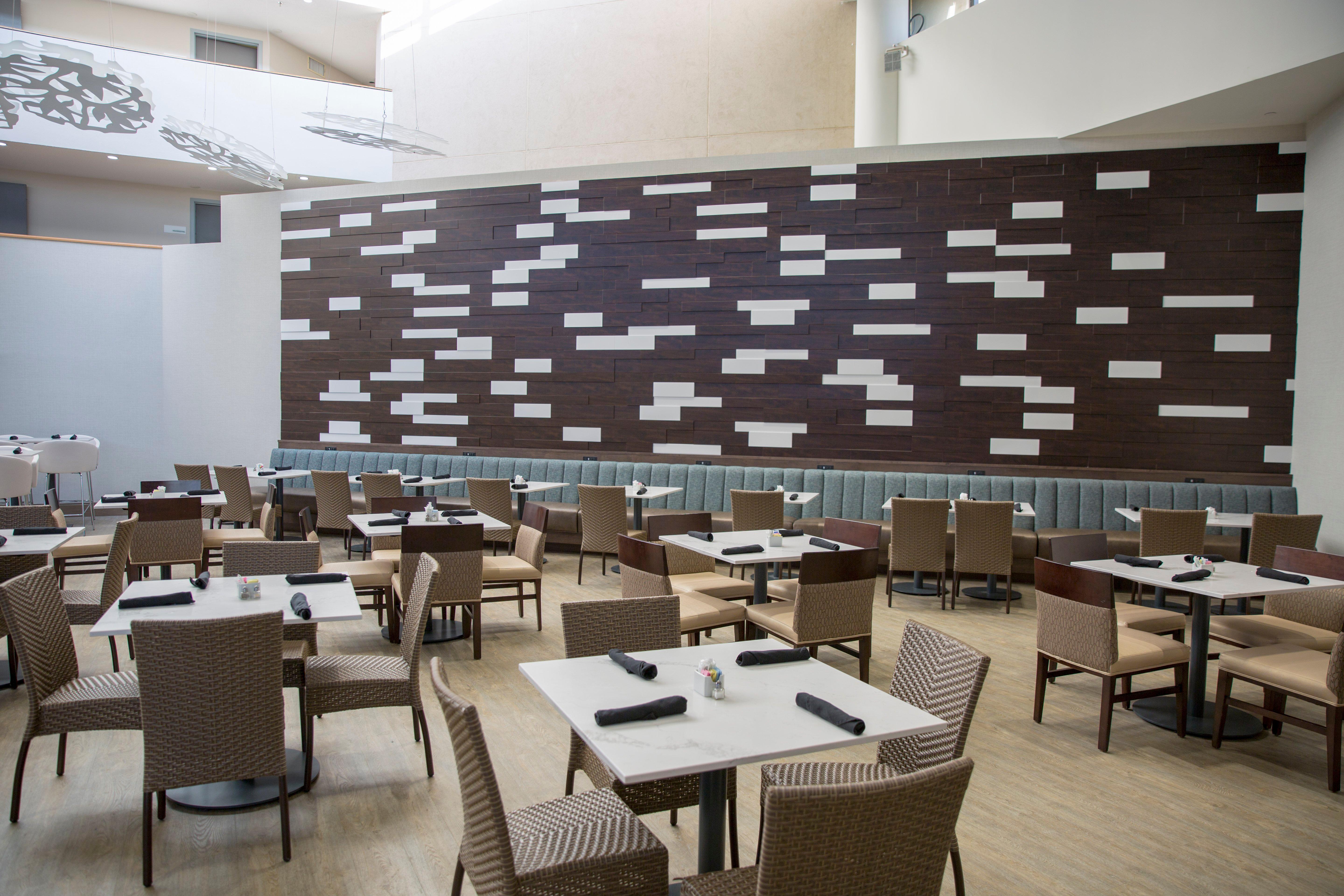 Hampton Orlando-international Airport 3*