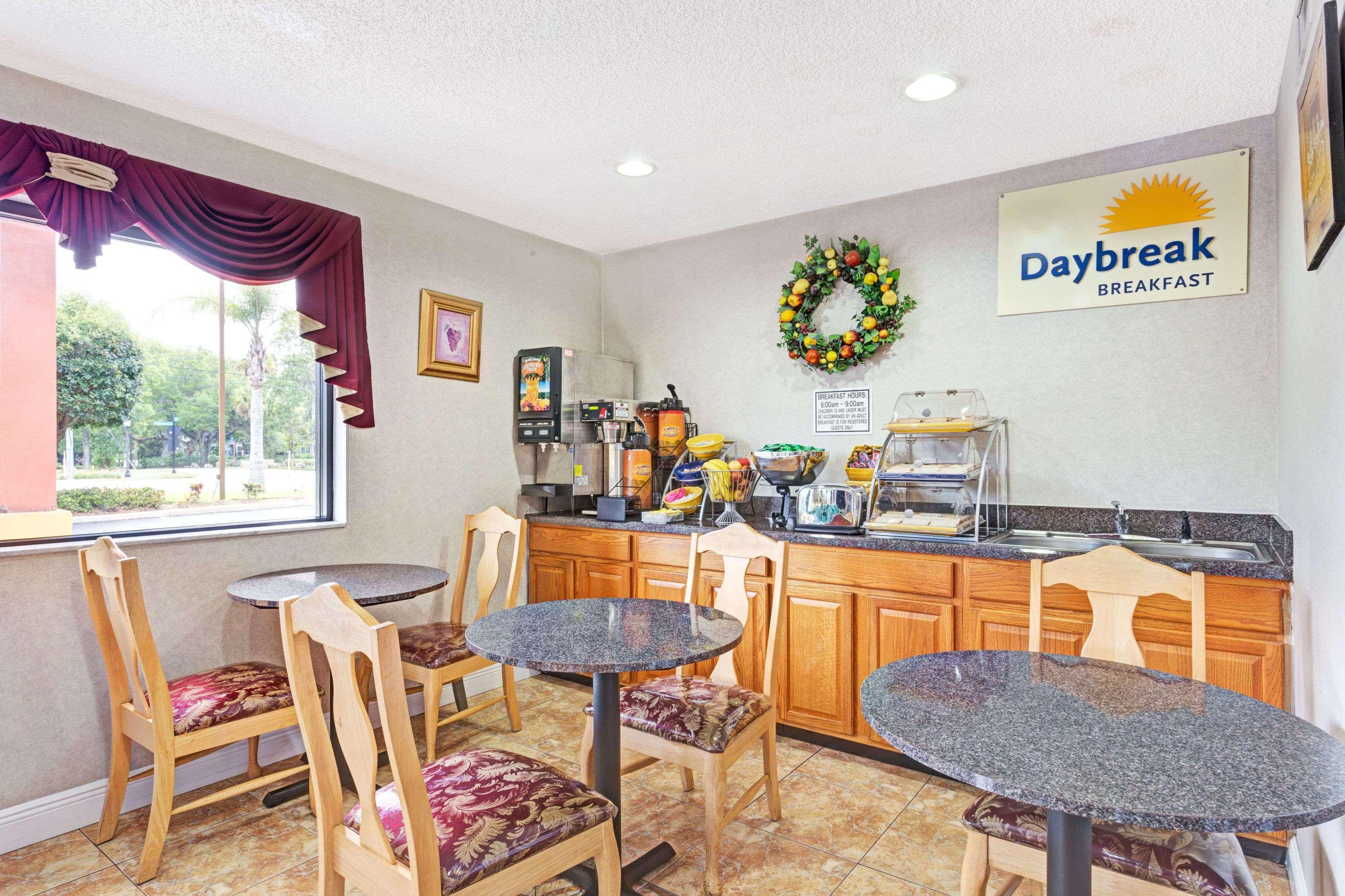 Sunset Daytona Motel 2*