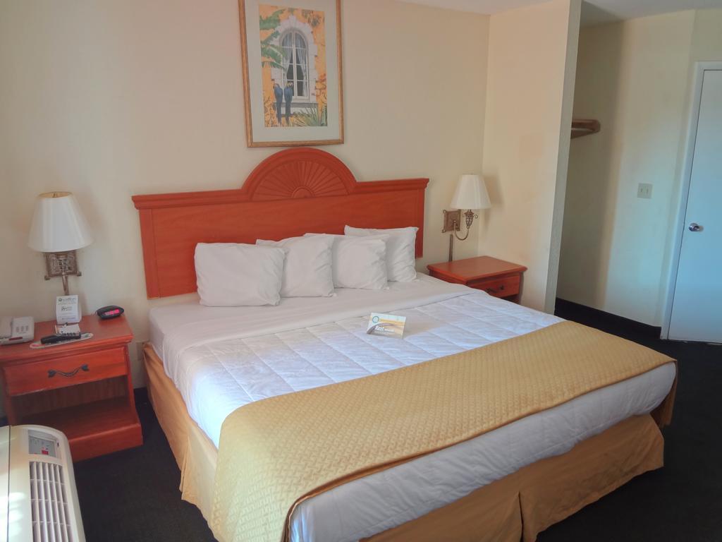Quality North Near Lido Key Inn Sarasota