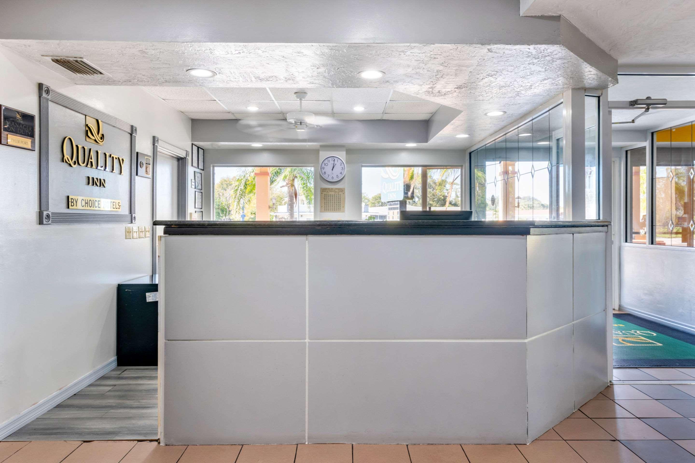 Inn Quality North Near Lido Key Sarasota