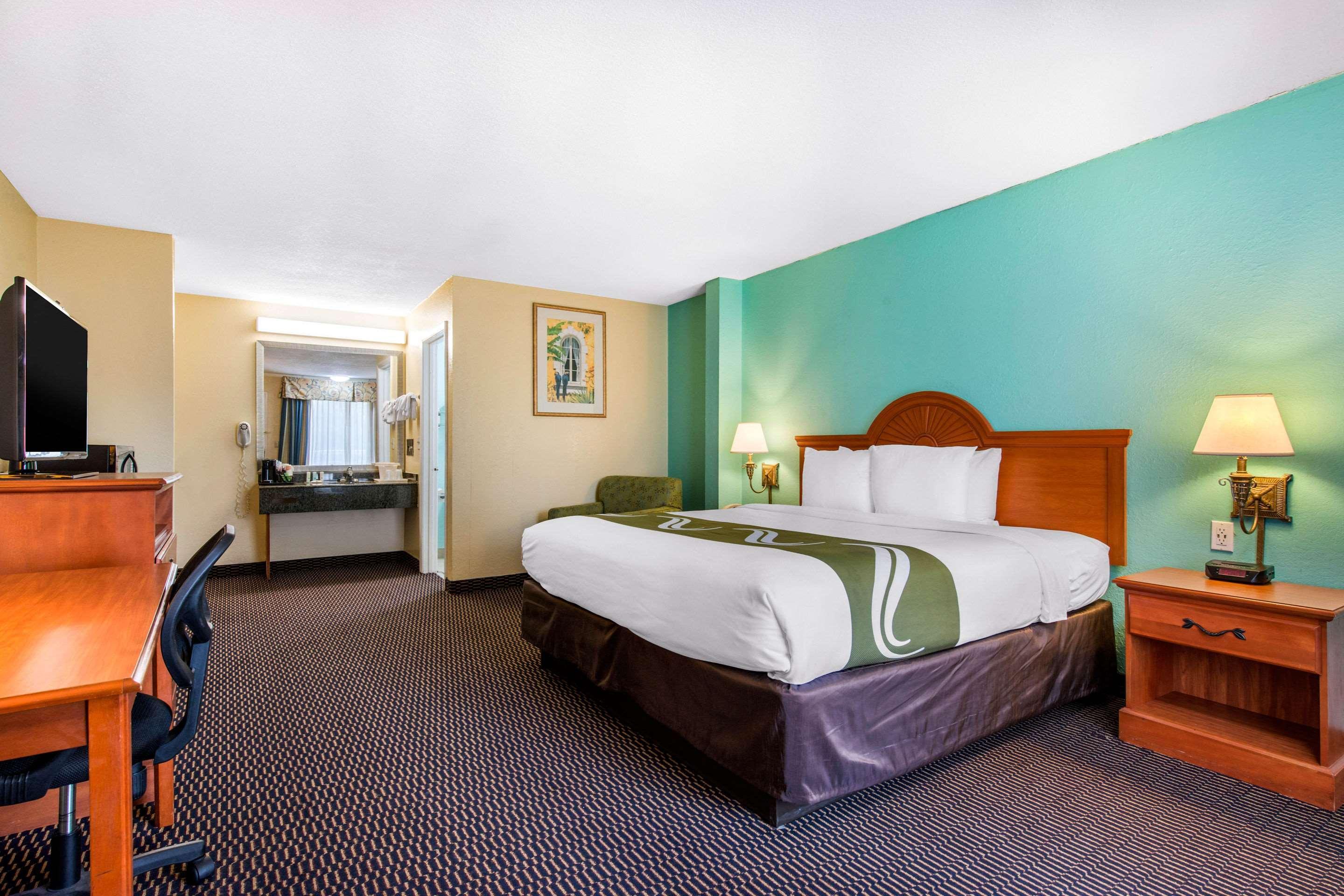 Inn Quality North Near Lido Key Sarasota