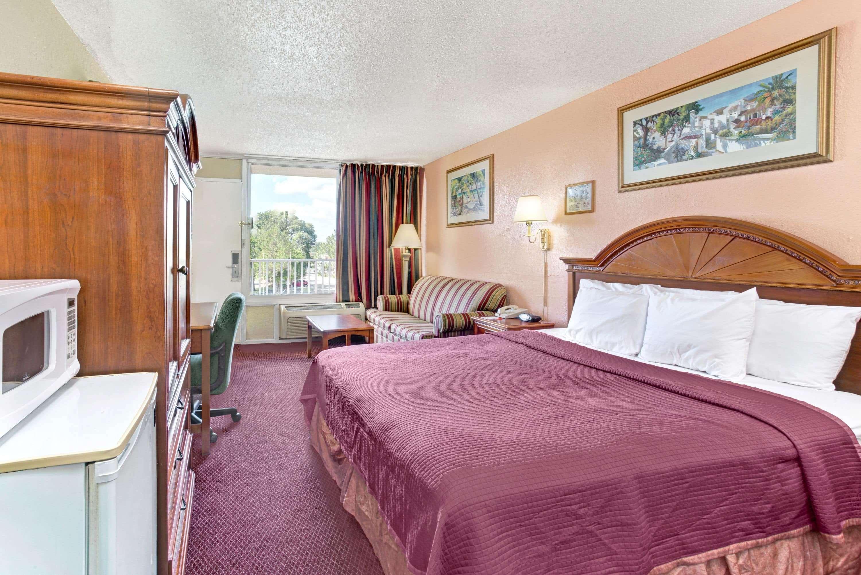 Hotel Howard Johnson By Wyndham Tropical Palms 2*
