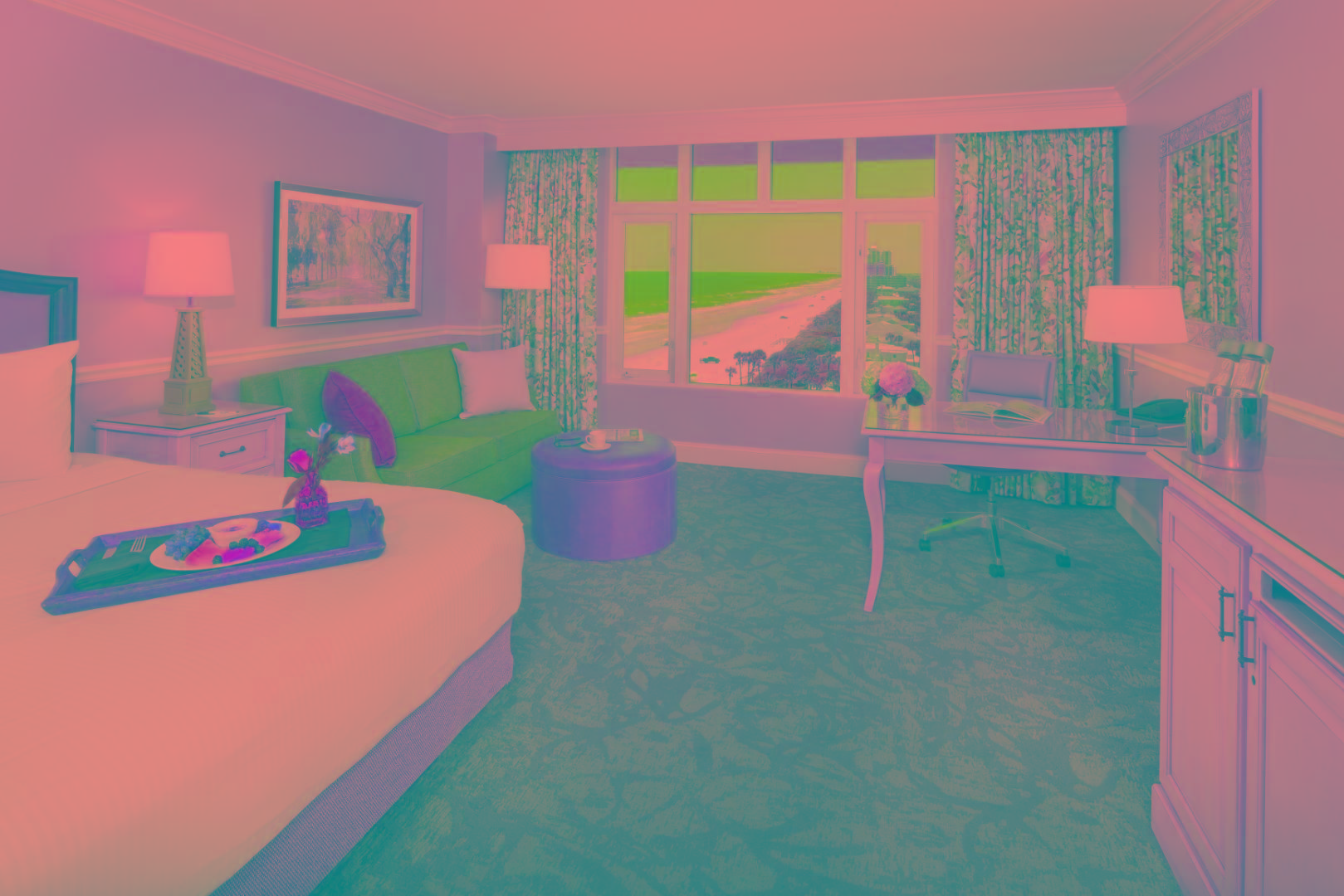 The Shores & 4*