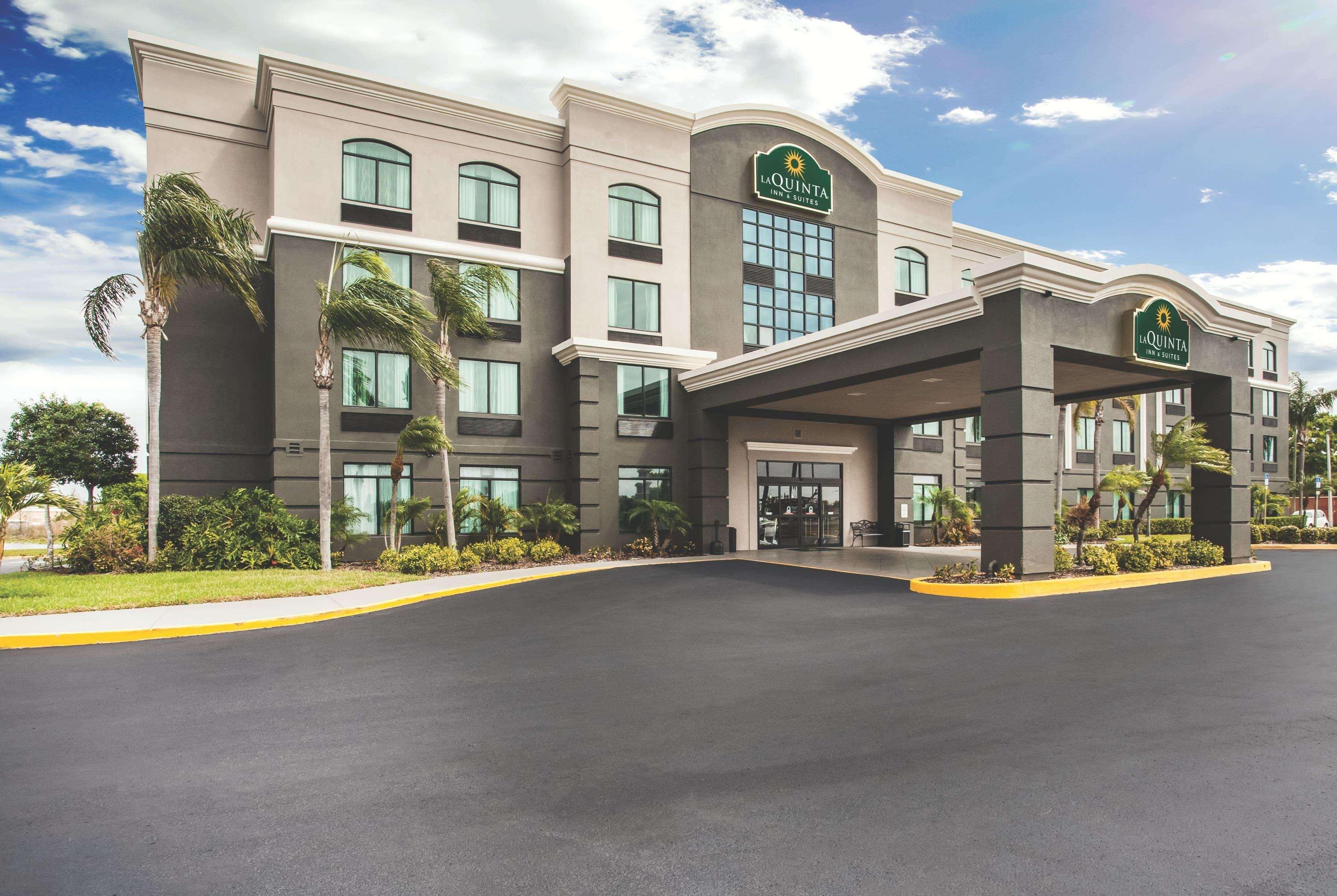 Hotel La Quinta By Wyndham South 3*
