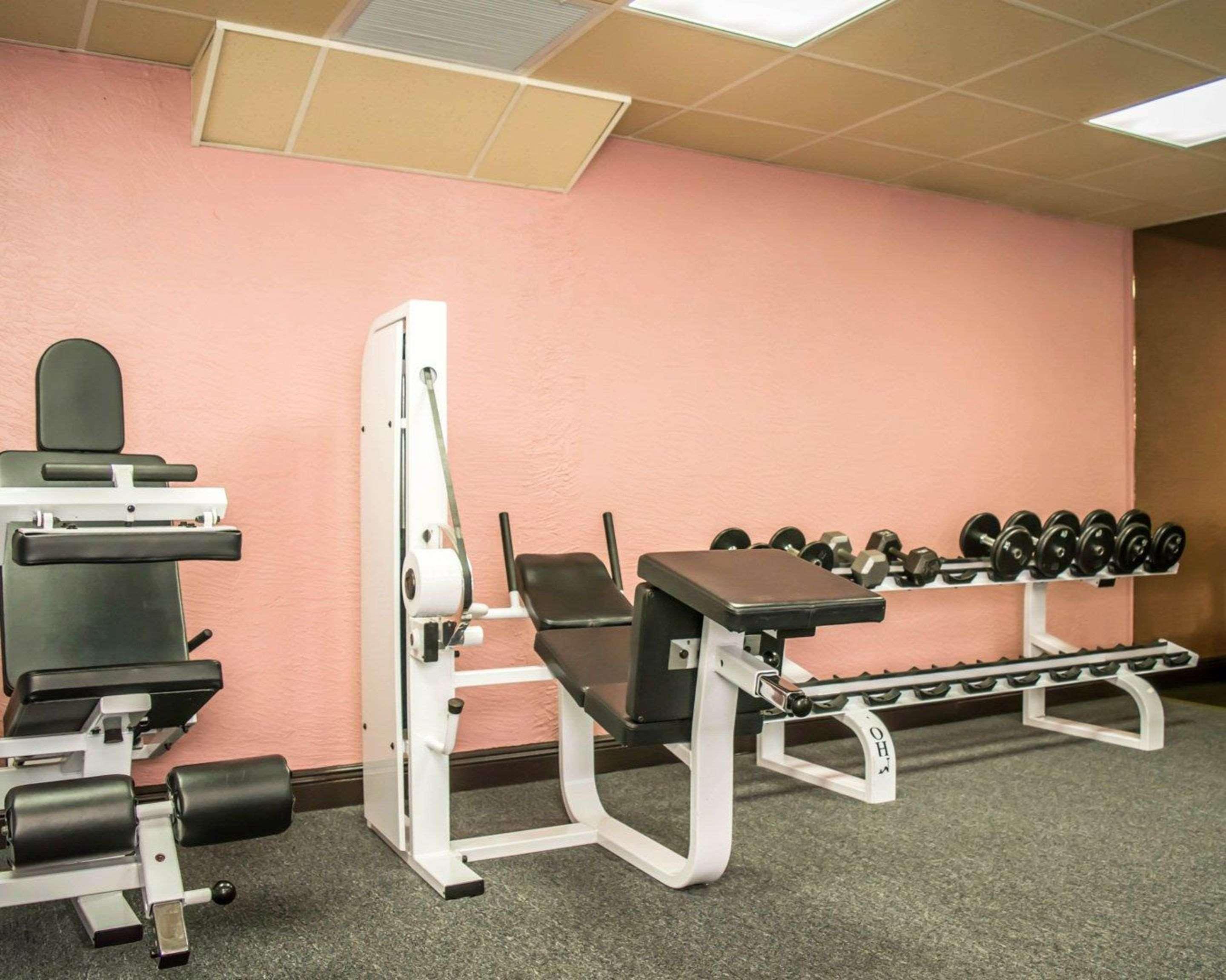 Hotel Clarion Pointe Tampa-brandon Near Fairgrounds And Casino 2*