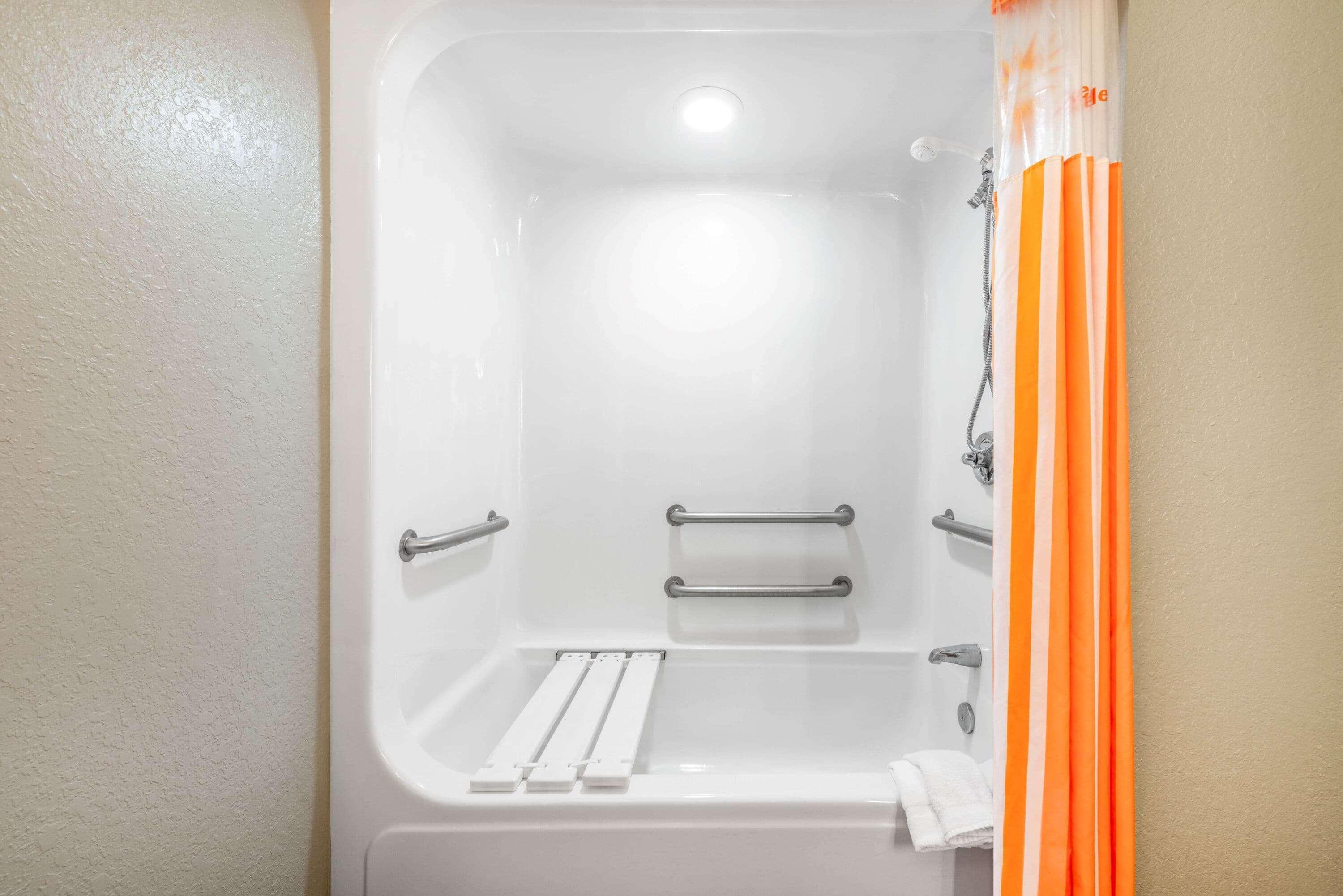 Hotel La Quinta By Wyndham Northeast *newly Renovated