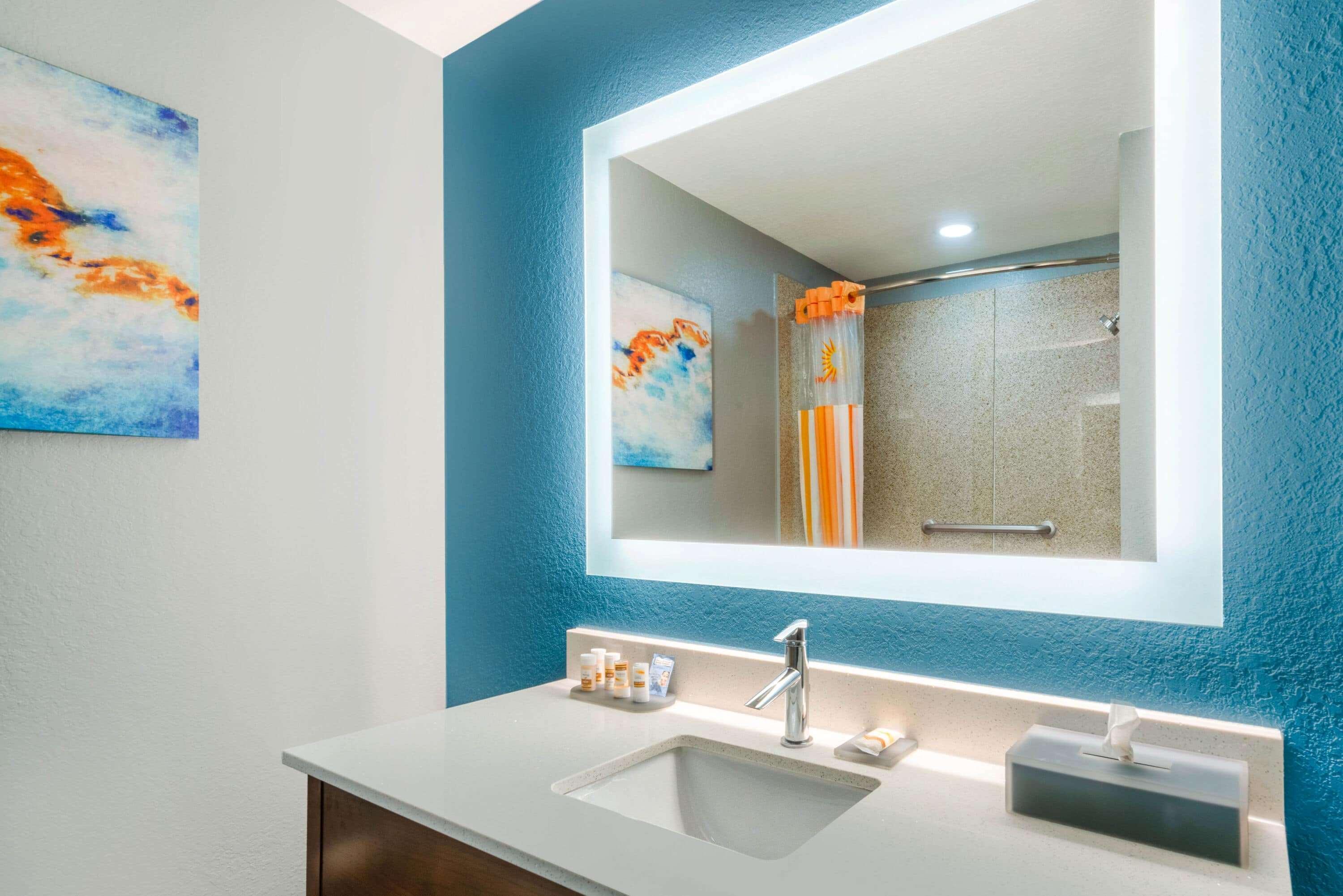 Hotel La Quinta By Wyndham Northeast *newly Renovated 3*